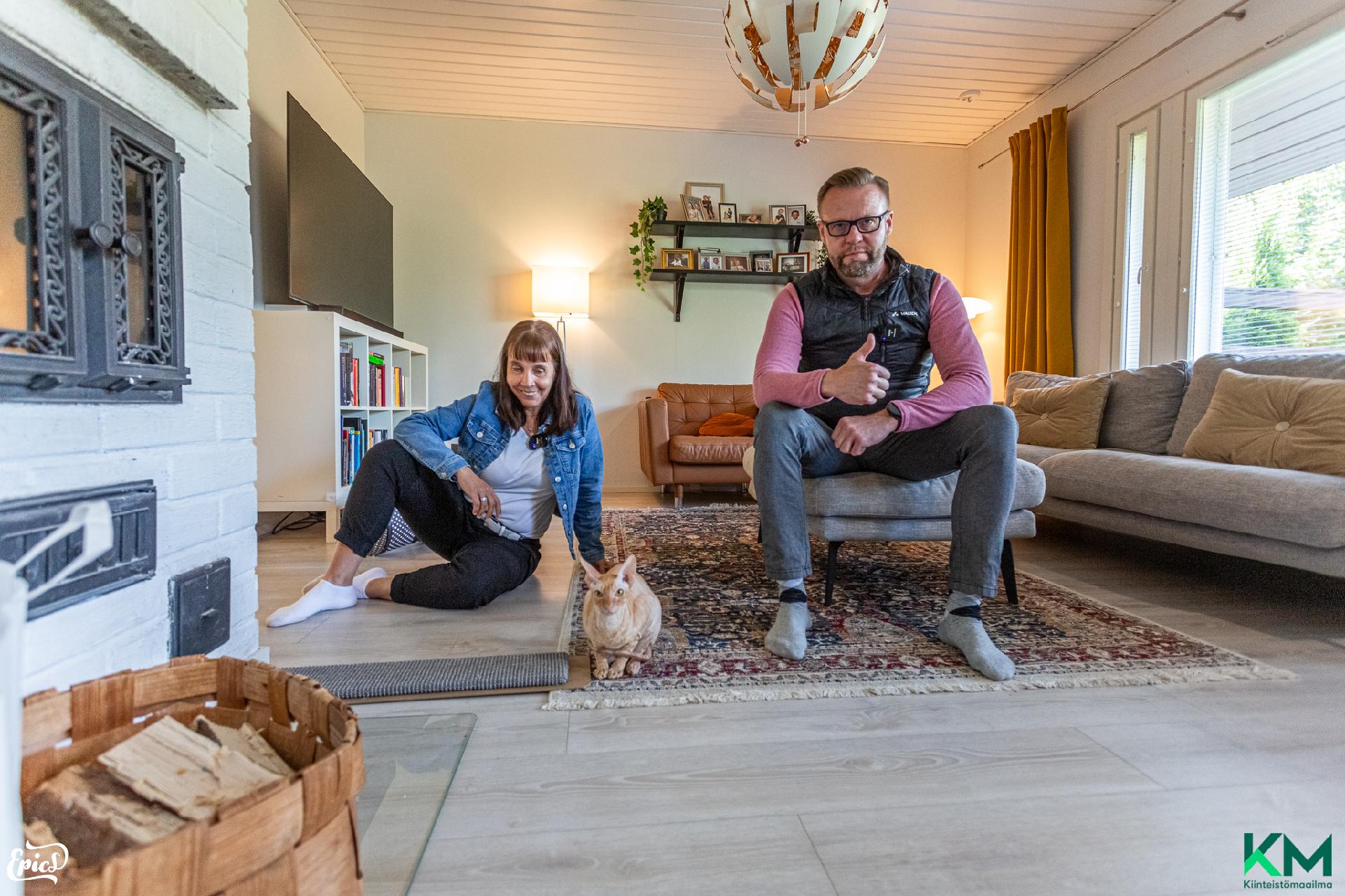 Soita esittelystä Lindalle 050 543 6003 tai Timolle 050 543 7369 