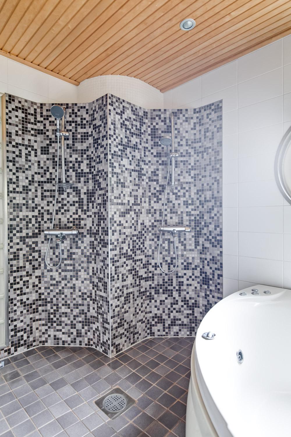 Tiinukatu 9, Muotiala, Tampere