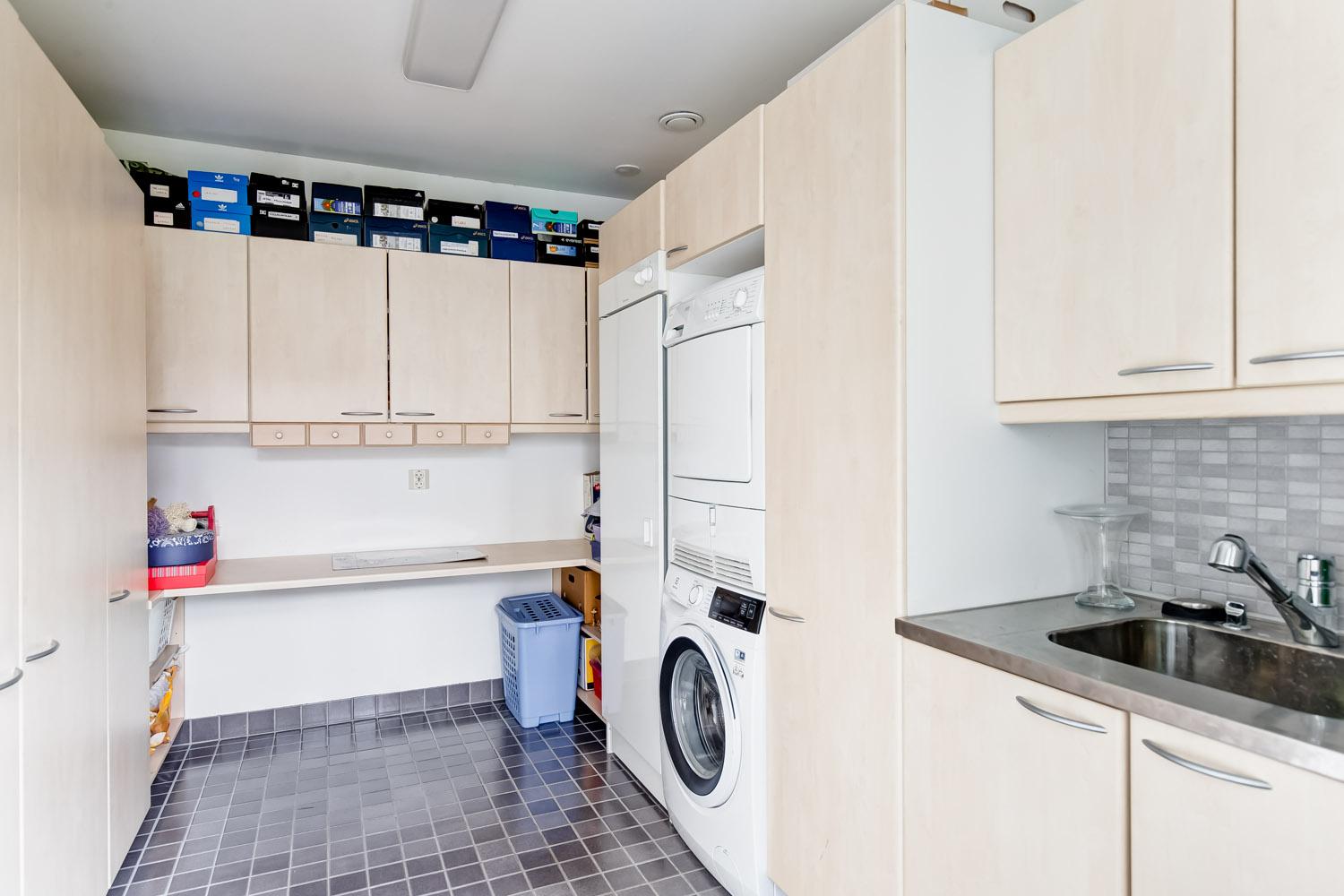 Tiinukatu 9, Muotiala, Tampere