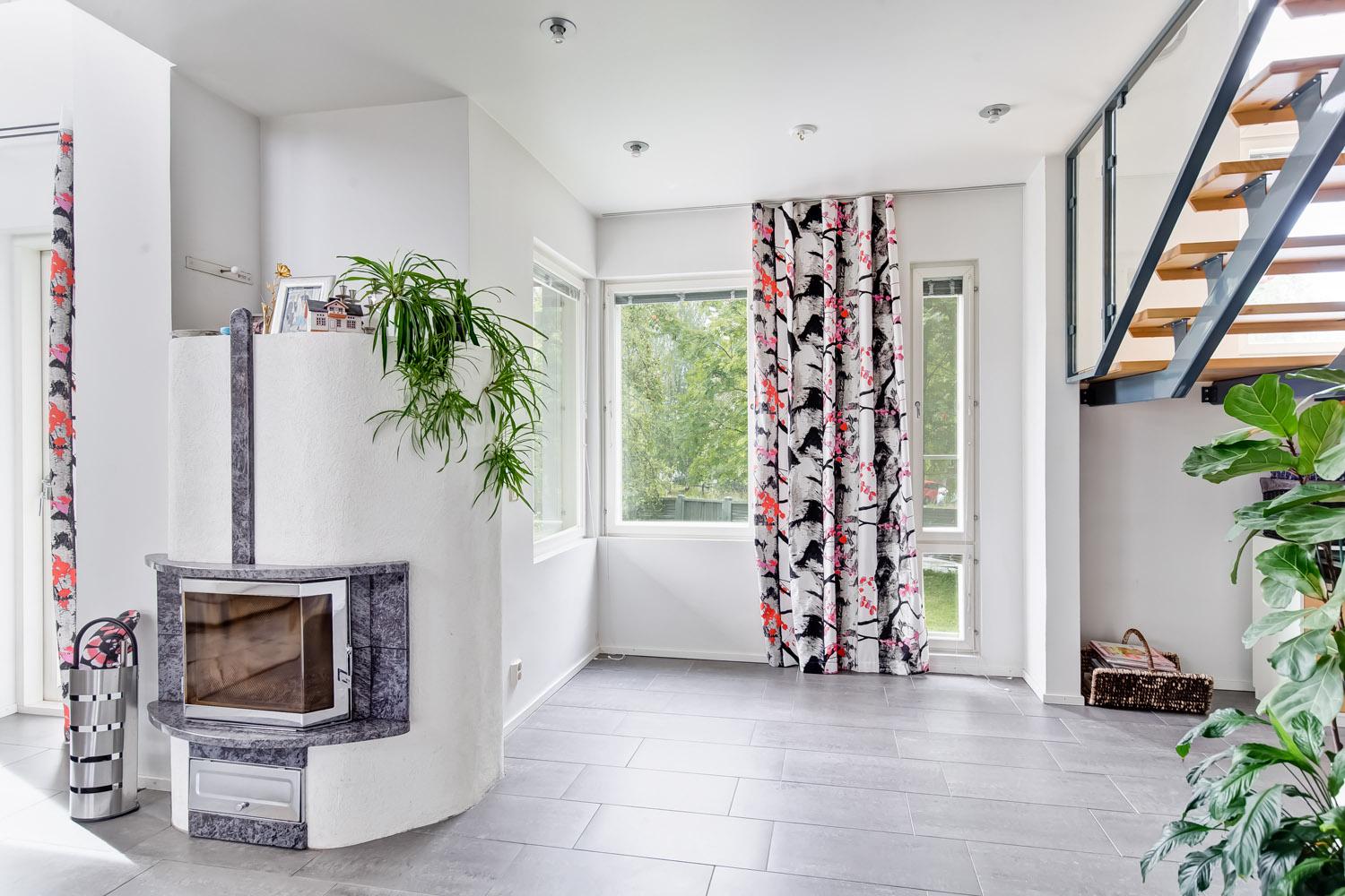 Tiinukatu 9, Muotiala, Tampere