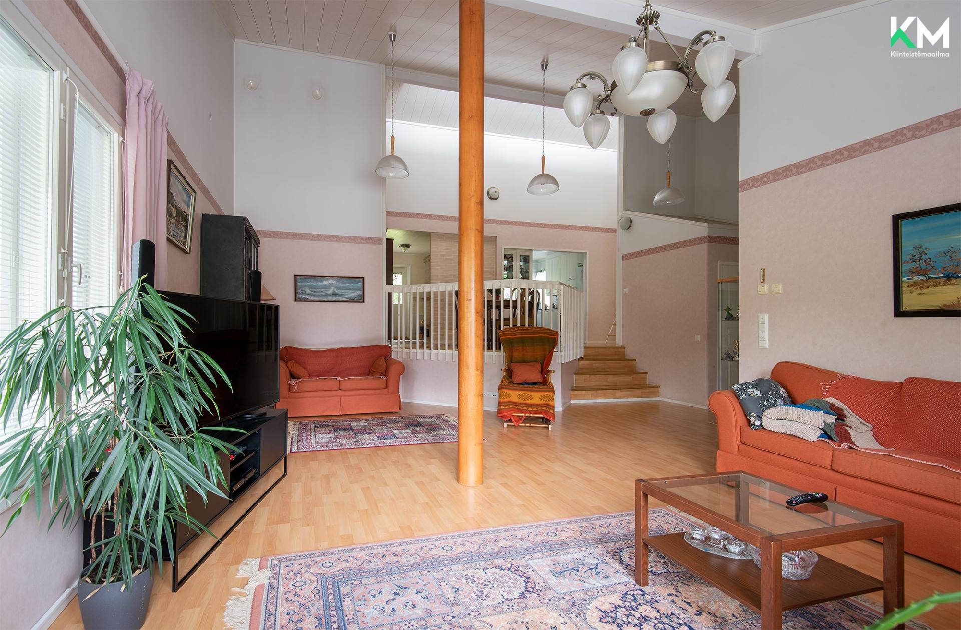 Paasniituntie 17, Paasniittu, Rusko