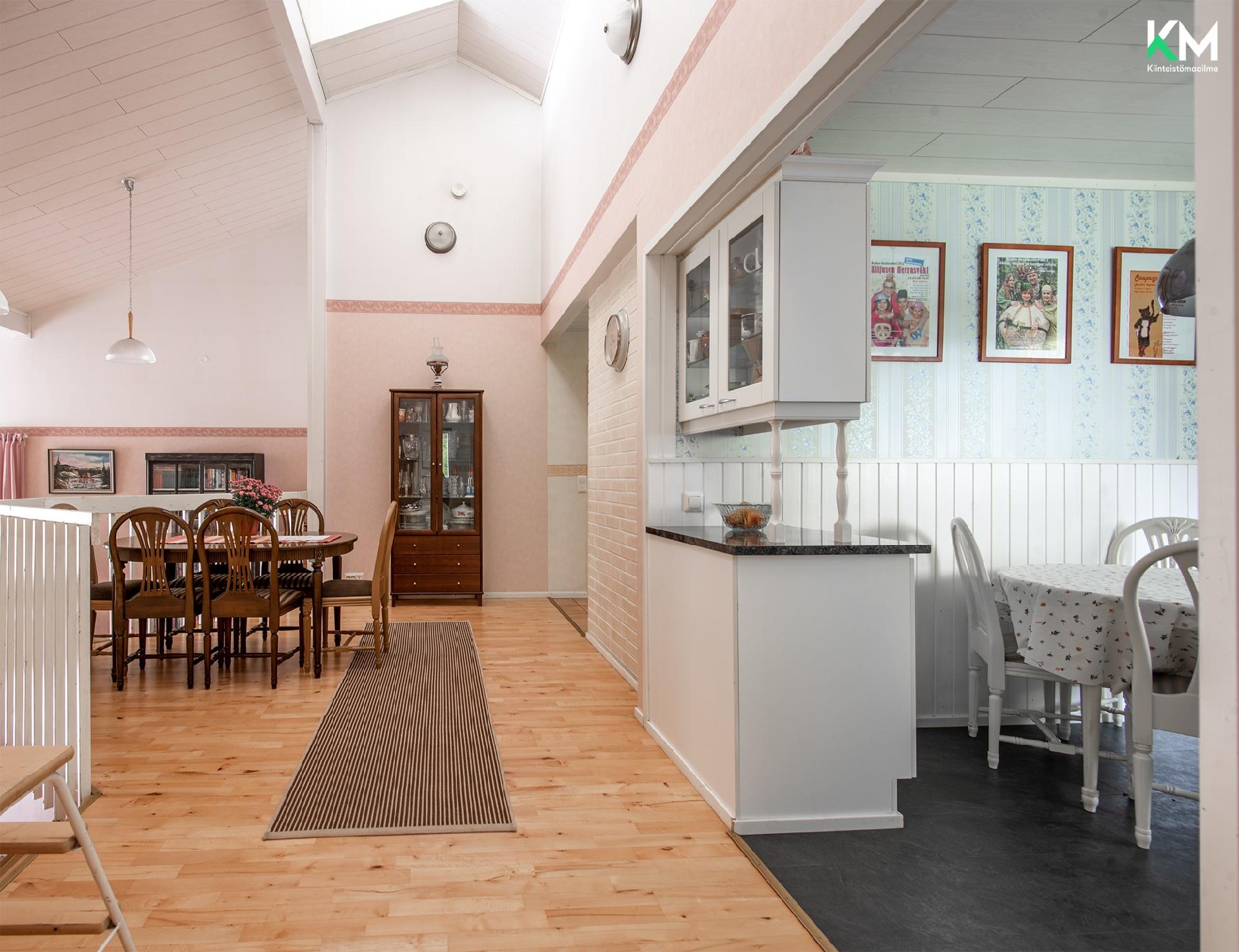 Paasniituntie 17, Paasniittu, Rusko