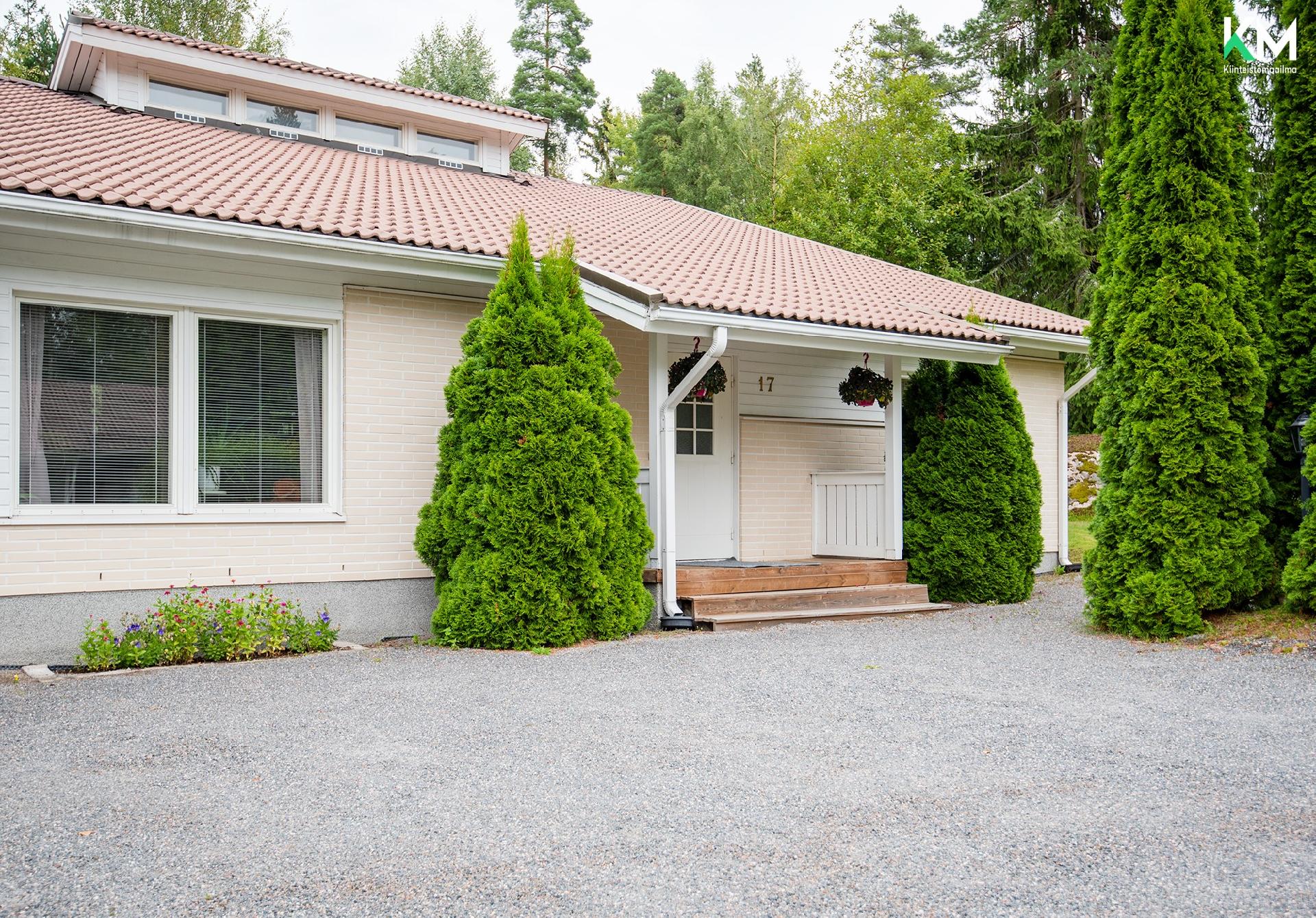 Paasniituntie 17, Paasniittu, Rusko