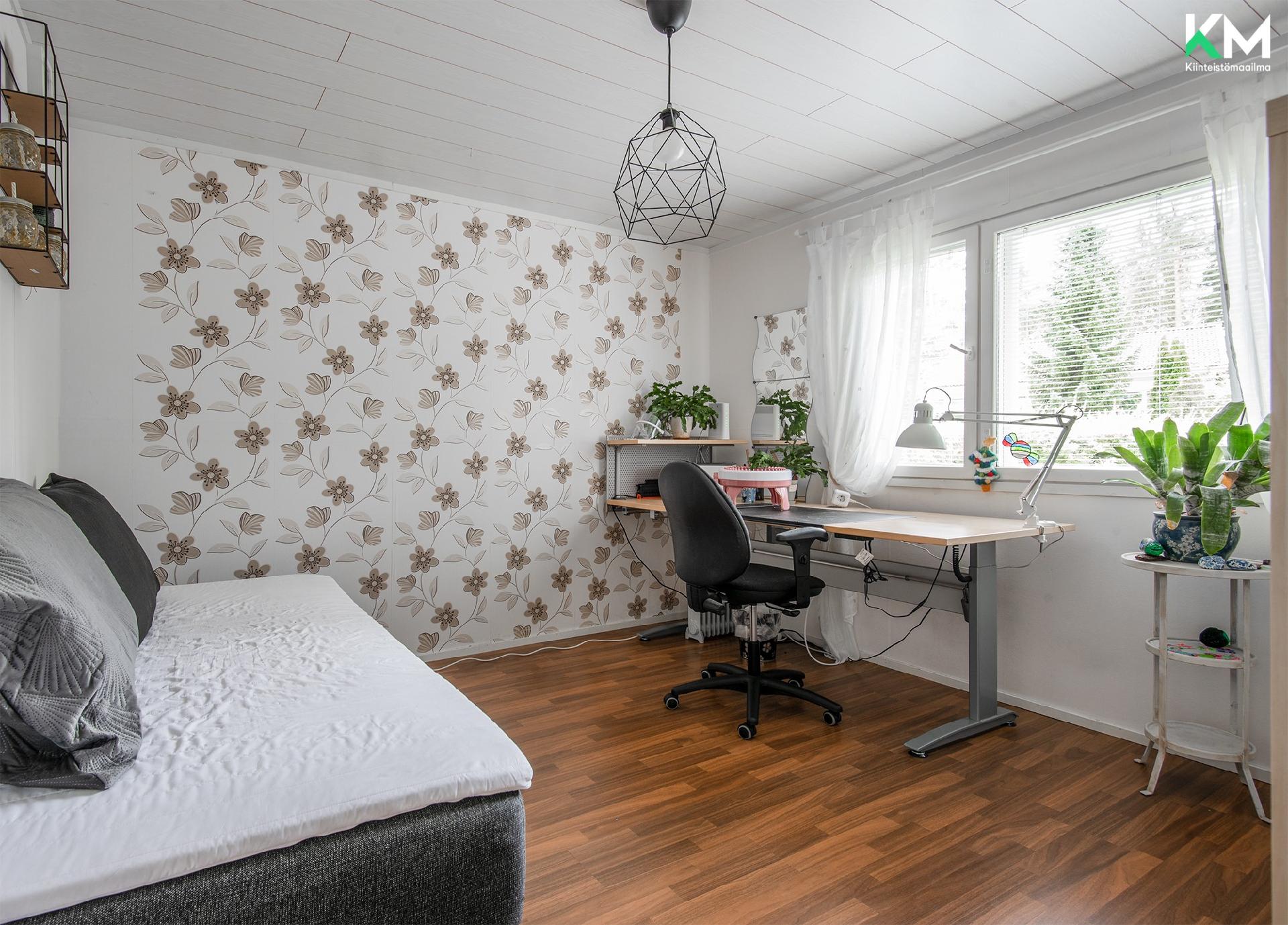 Paasniituntie 17, Paasniittu, Rusko