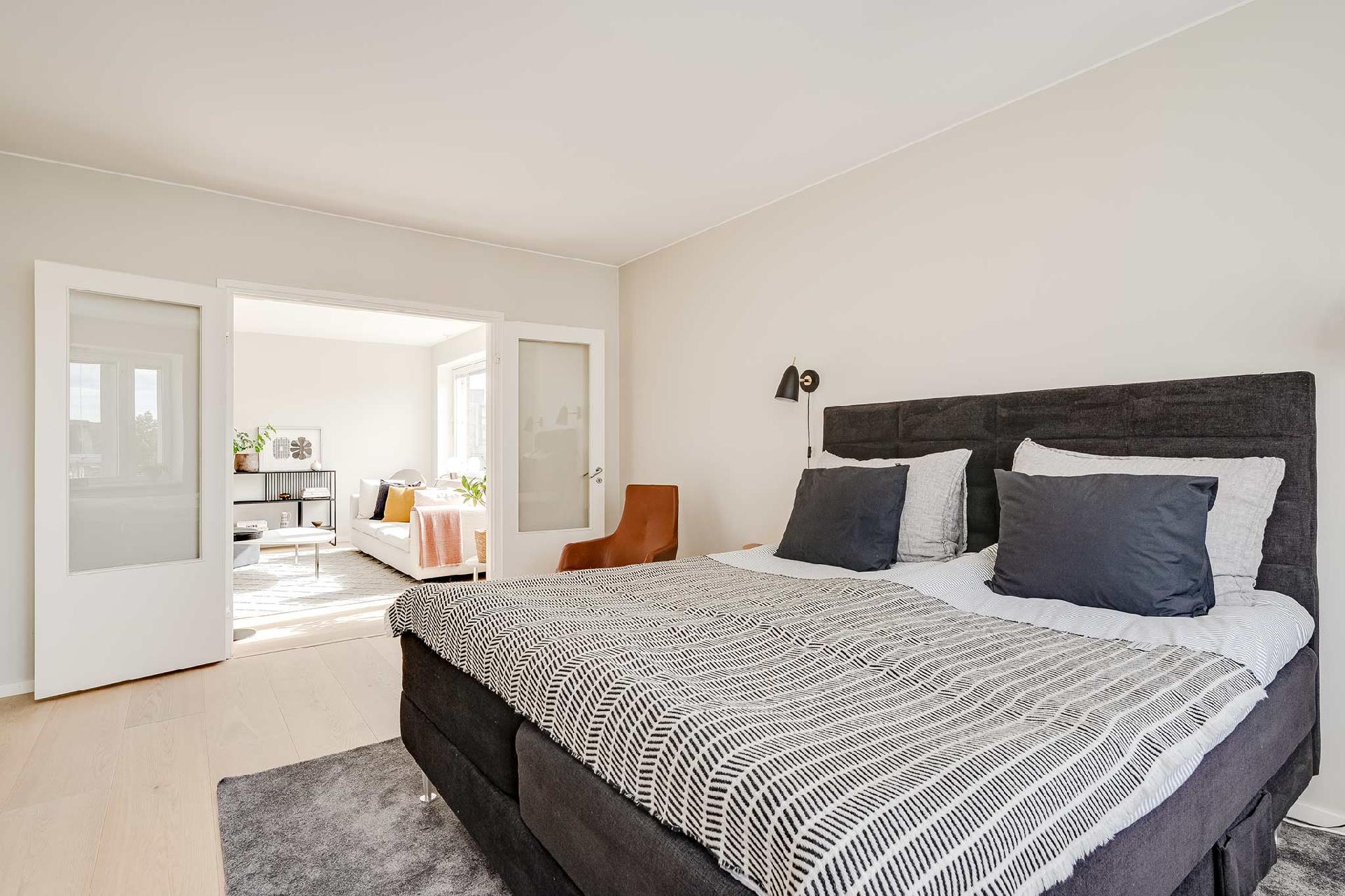 Tuomiokirkonkatu 25, Keskusta, Tampere