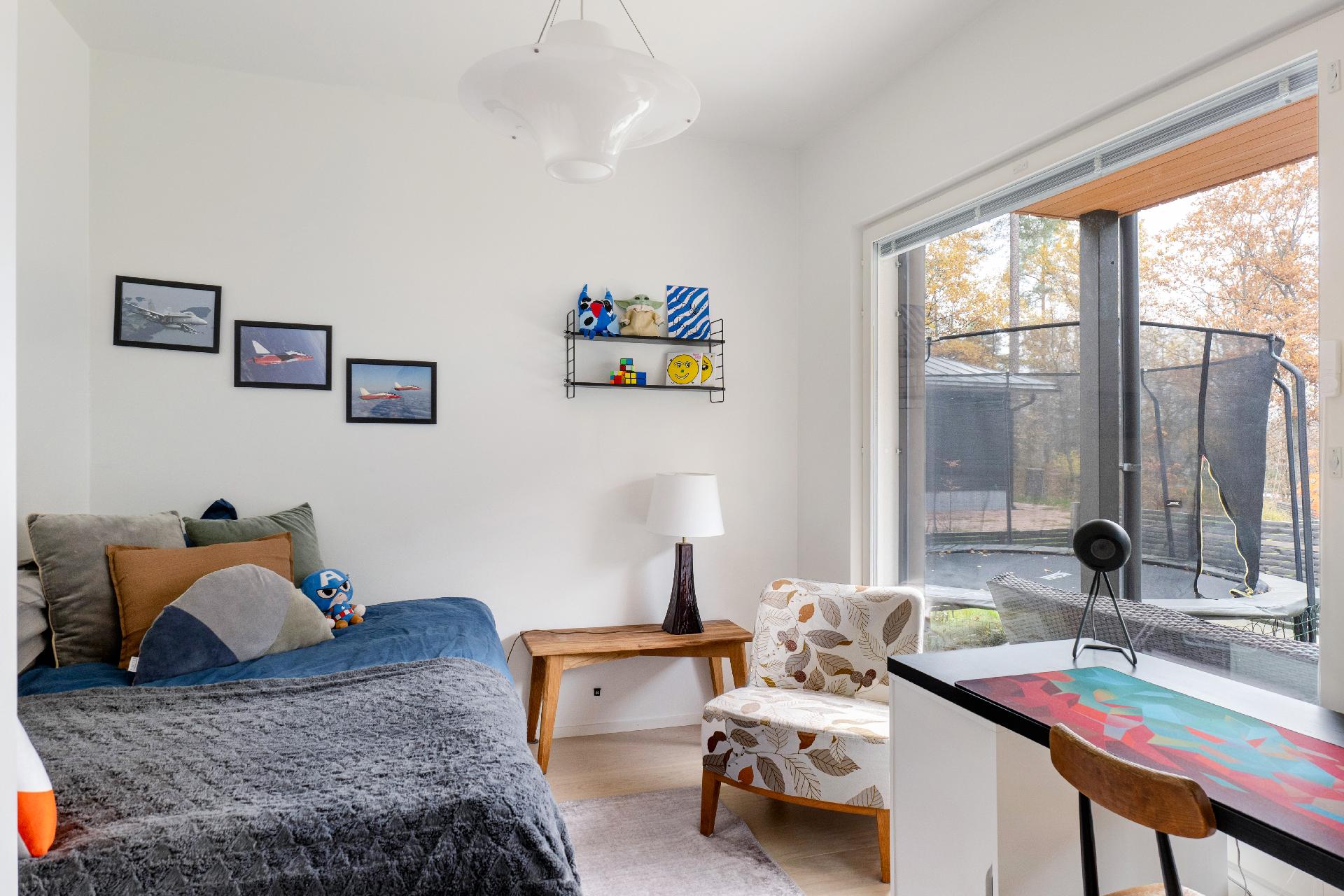 Kuusiniemi 19, Lippajärvi, Espoo