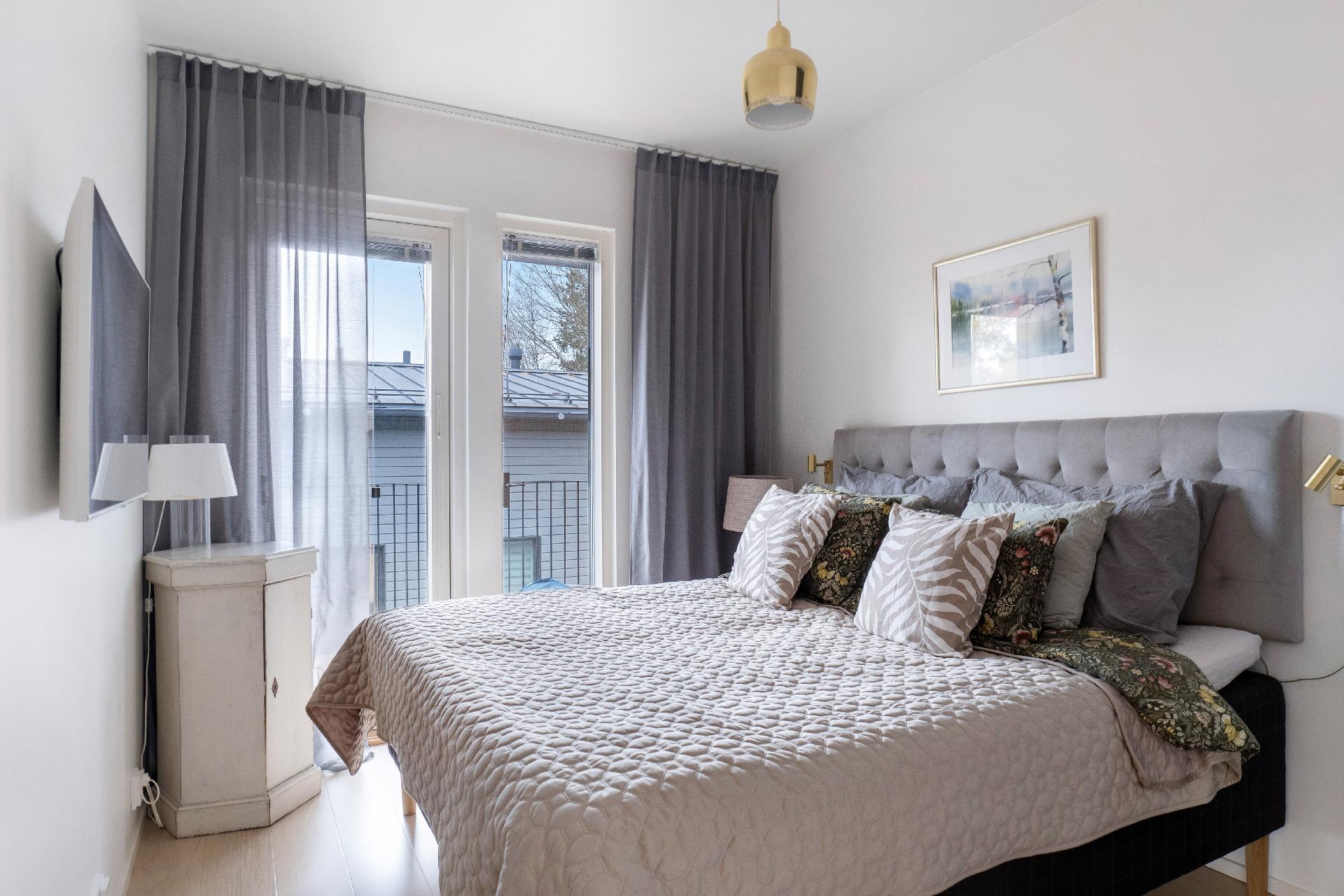 Kuusiniemi 19, Lippajärvi, Espoo