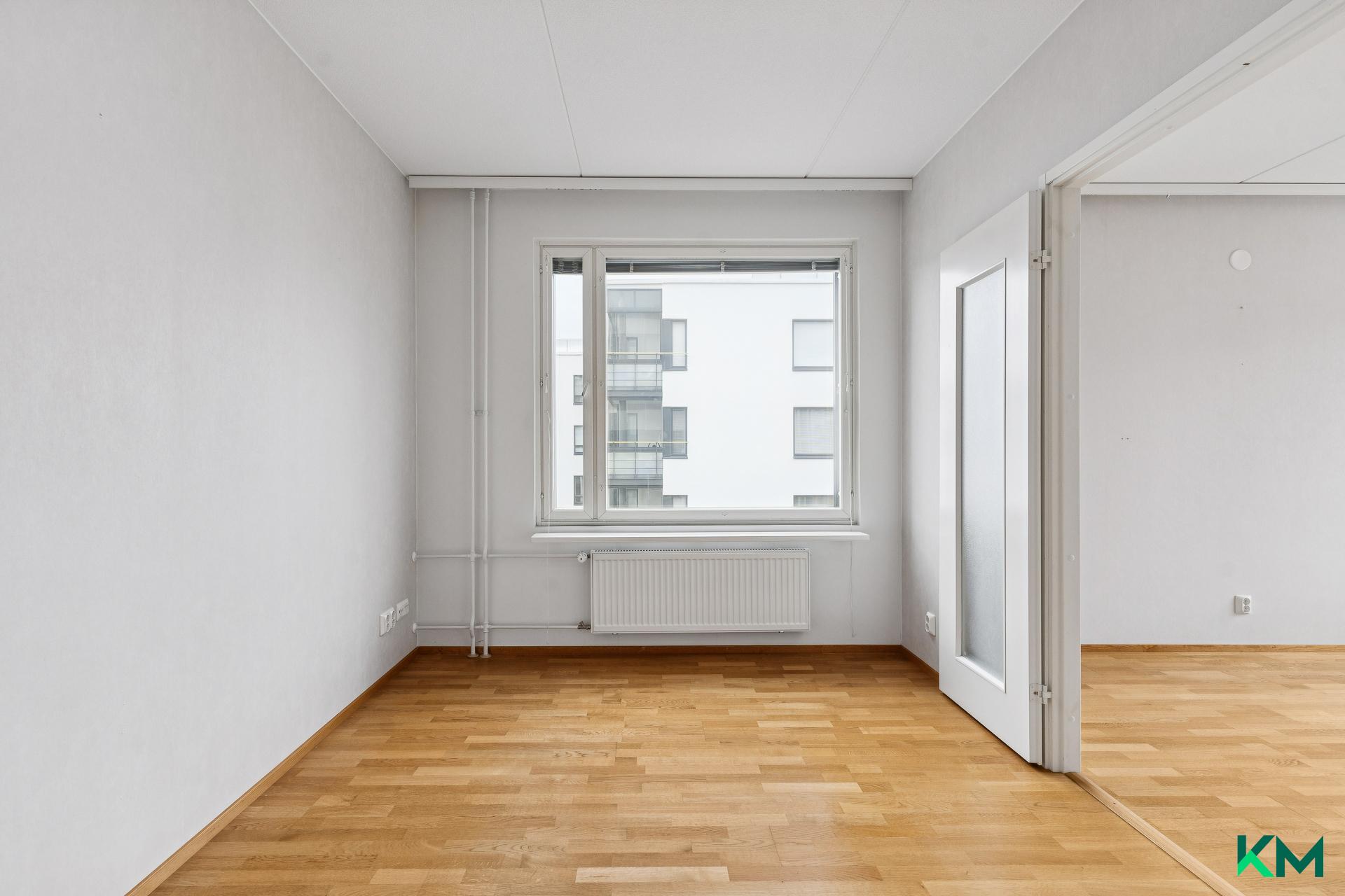 Makuuhuone / työhuone