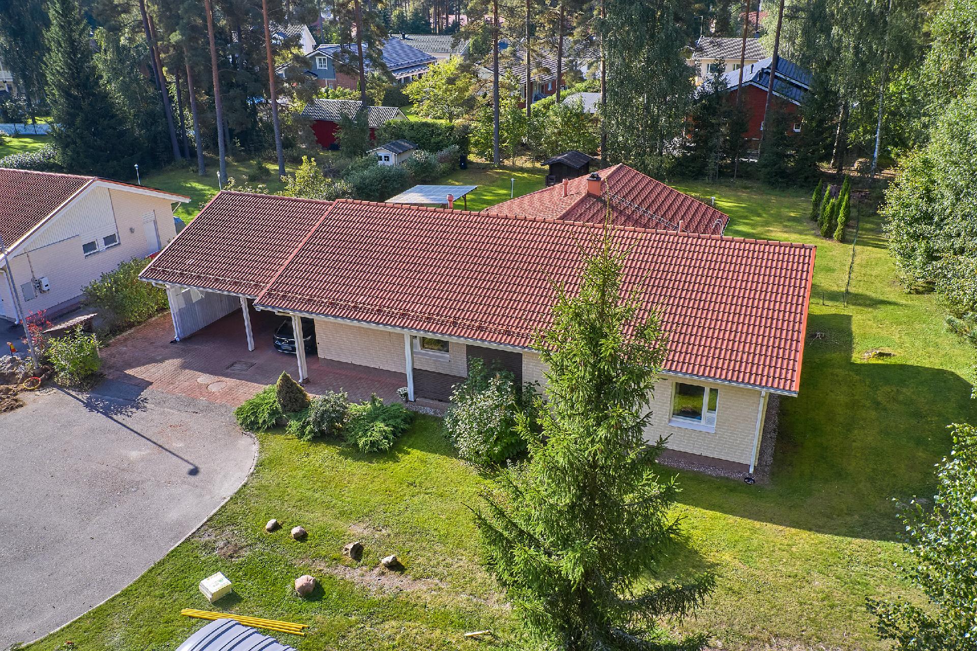 Kaakelikatu 12, Gunnarla, Lohja