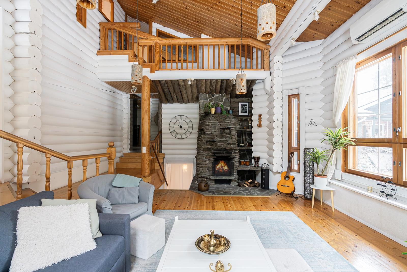 Ahonlaita 15, Purola, Tuusula