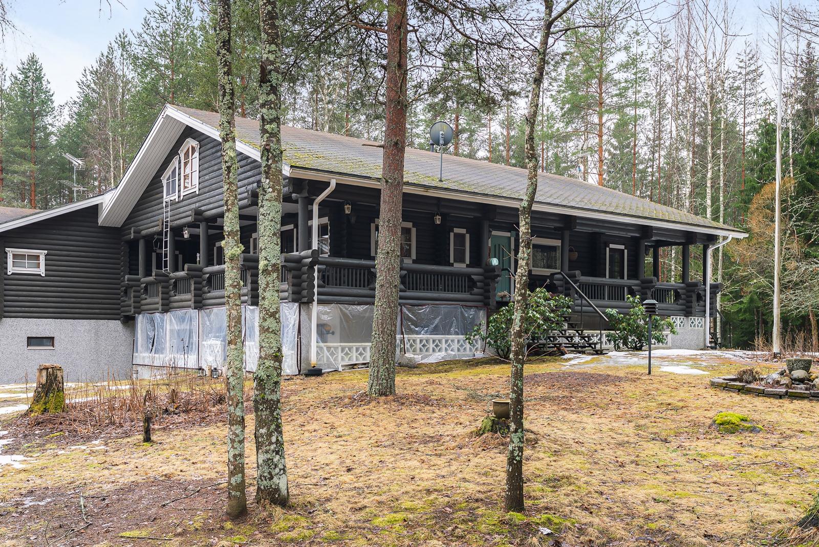 Ahonlaita 15, Purola, Tuusula