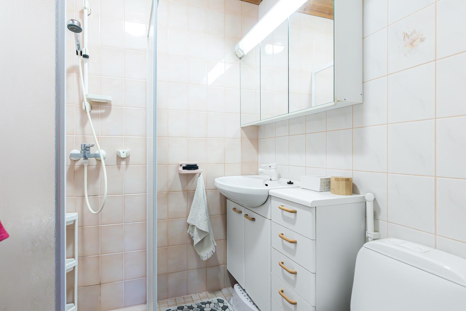 Ahonlaita 15, Purola, Tuusula