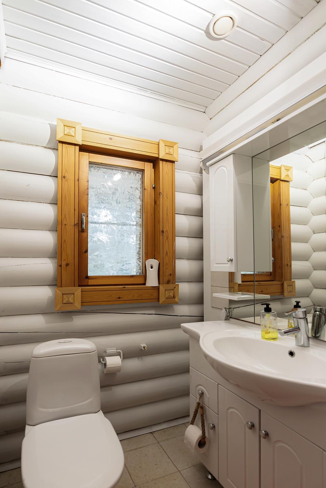 Ahonlaita 15, Purola, Tuusula