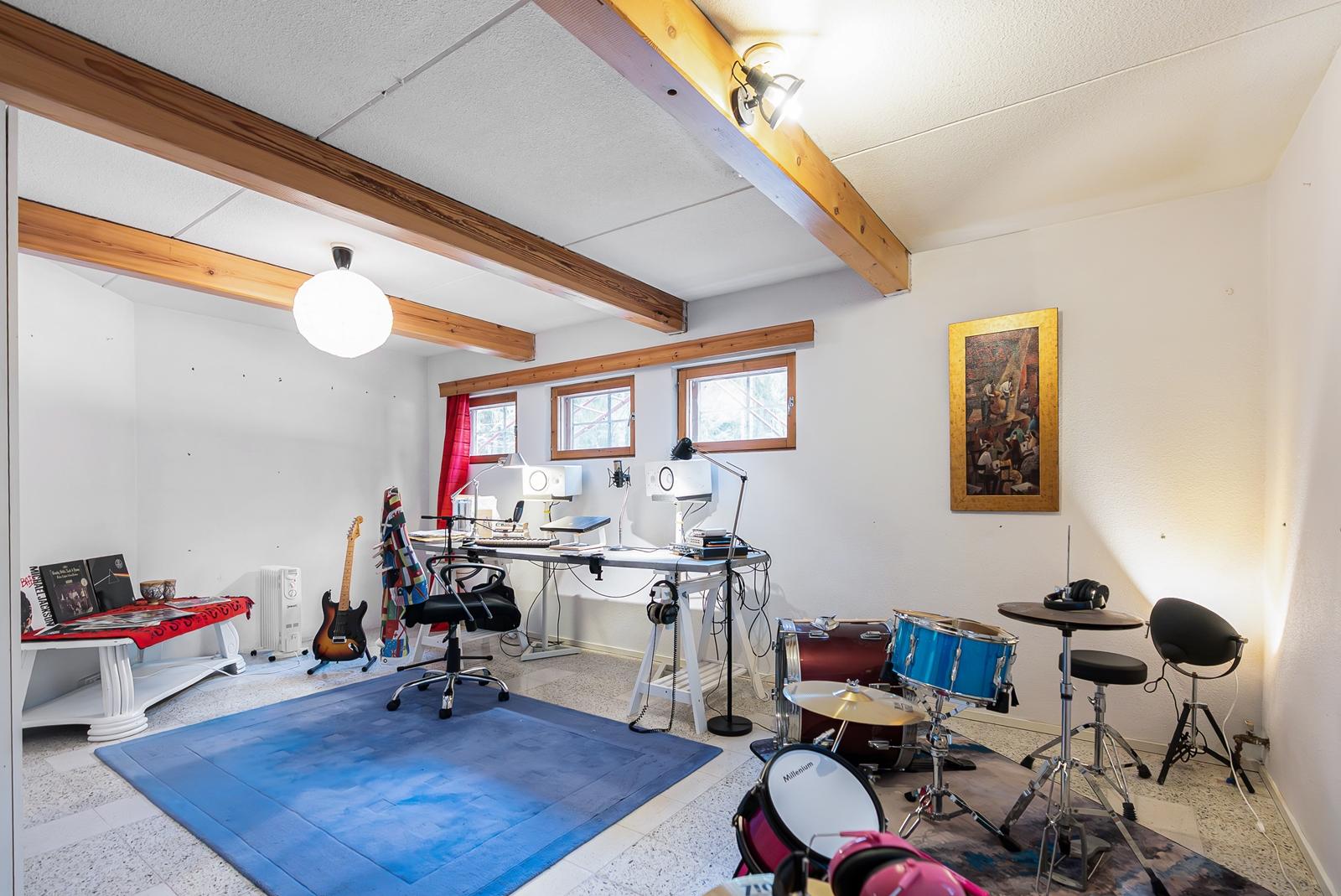 Ahonlaita 15, Purola, Tuusula