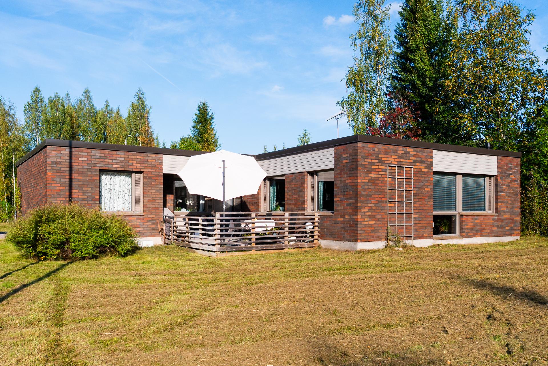 Koivukuja 2, Halli, Jämsä