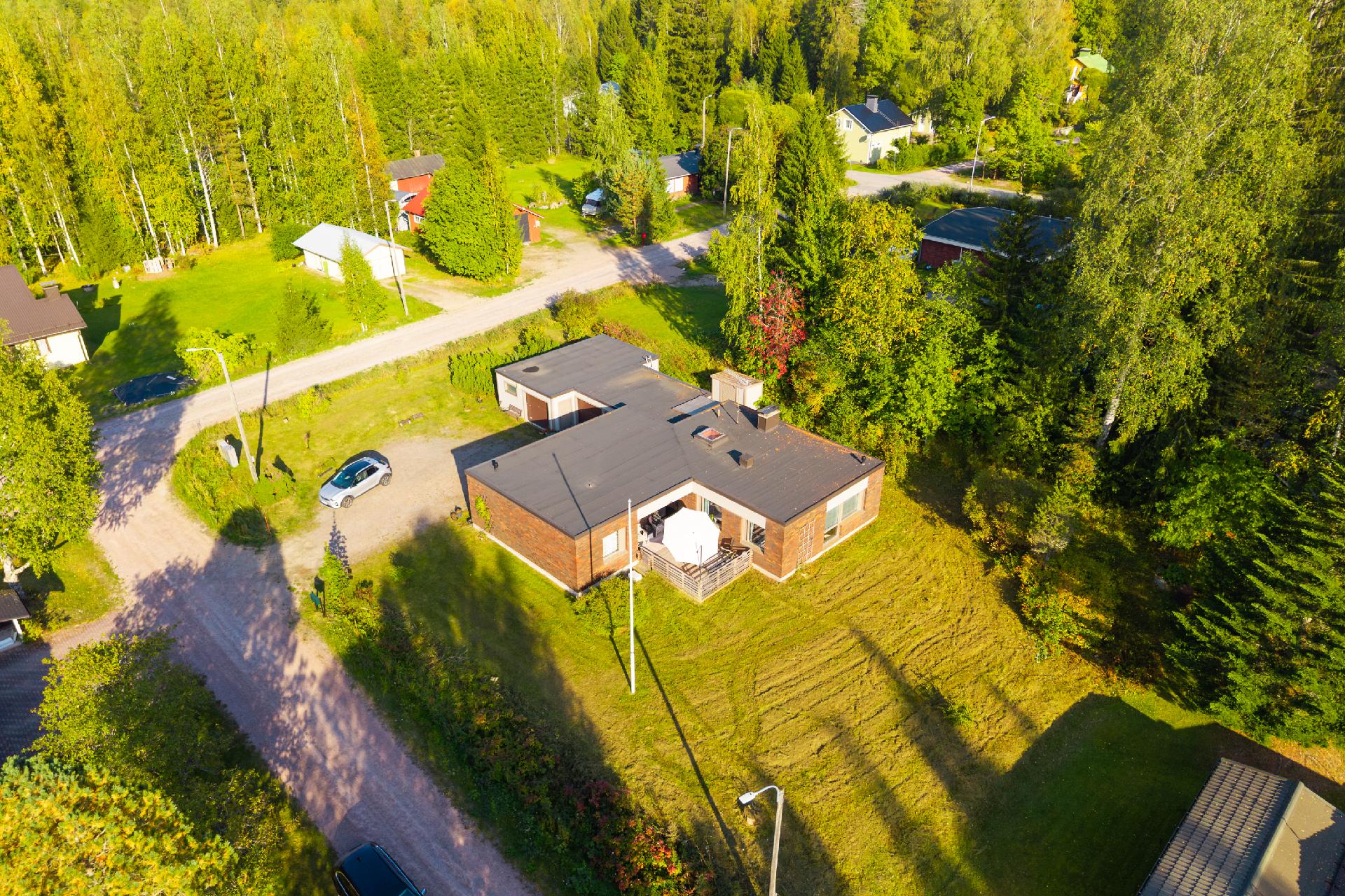 Koivukuja 2, Halli, Jämsä