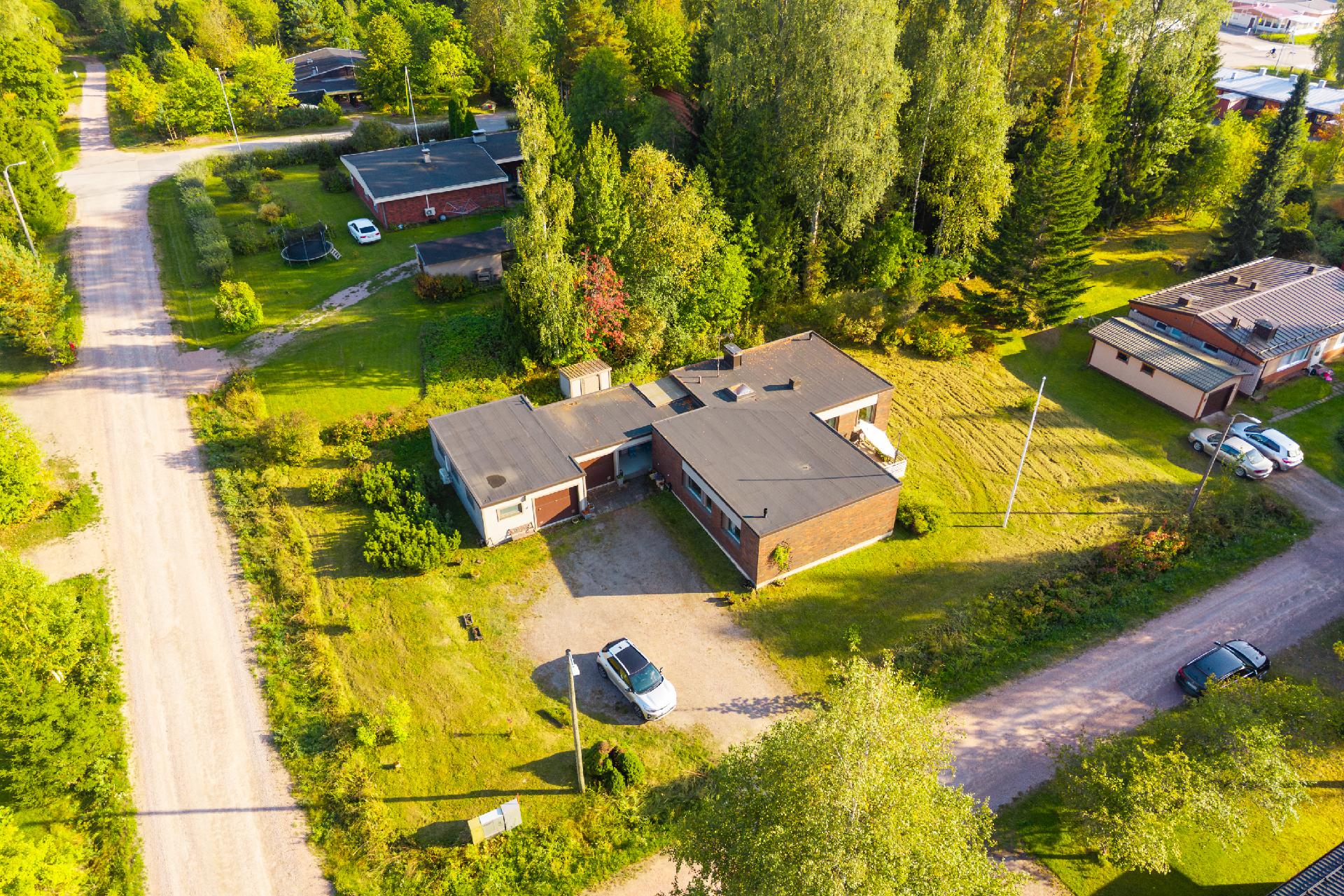 Koivukuja 2, Halli, Jämsä