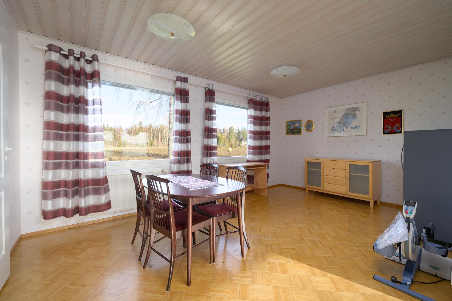 Selintie 235, Lepsämä, Nurmijärvi