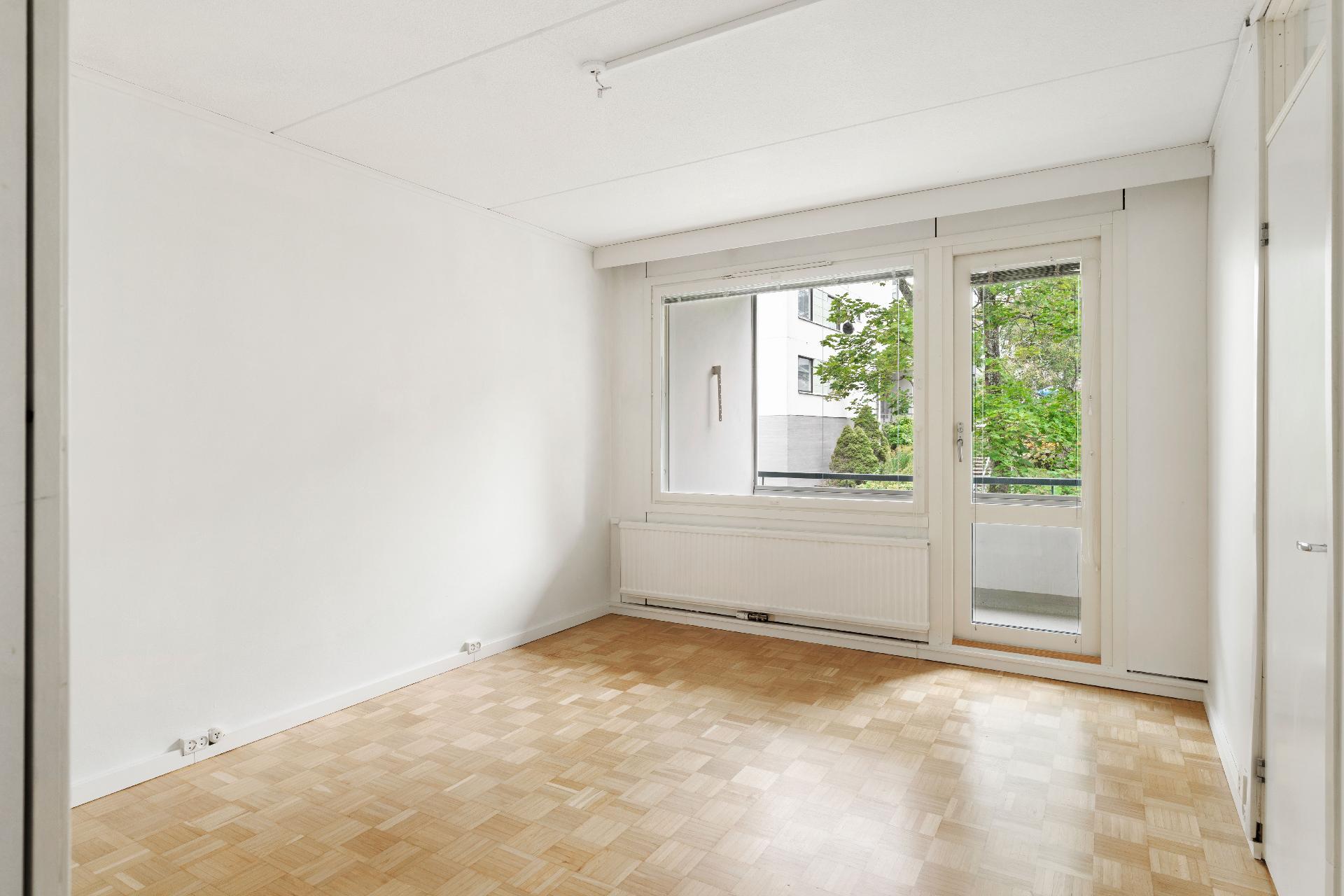 Maininkitie 9, Espoonlahti, Espoo