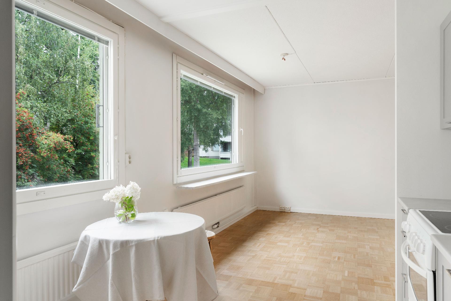 Maininkitie 9, Espoonlahti, Espoo