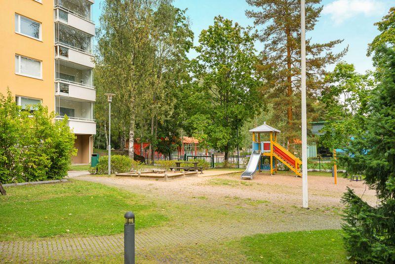 aidattu leikkipaikka