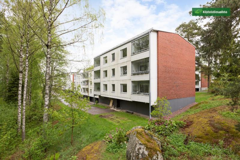 Uotinmäentie 11, Mellunmäki, Helsinki