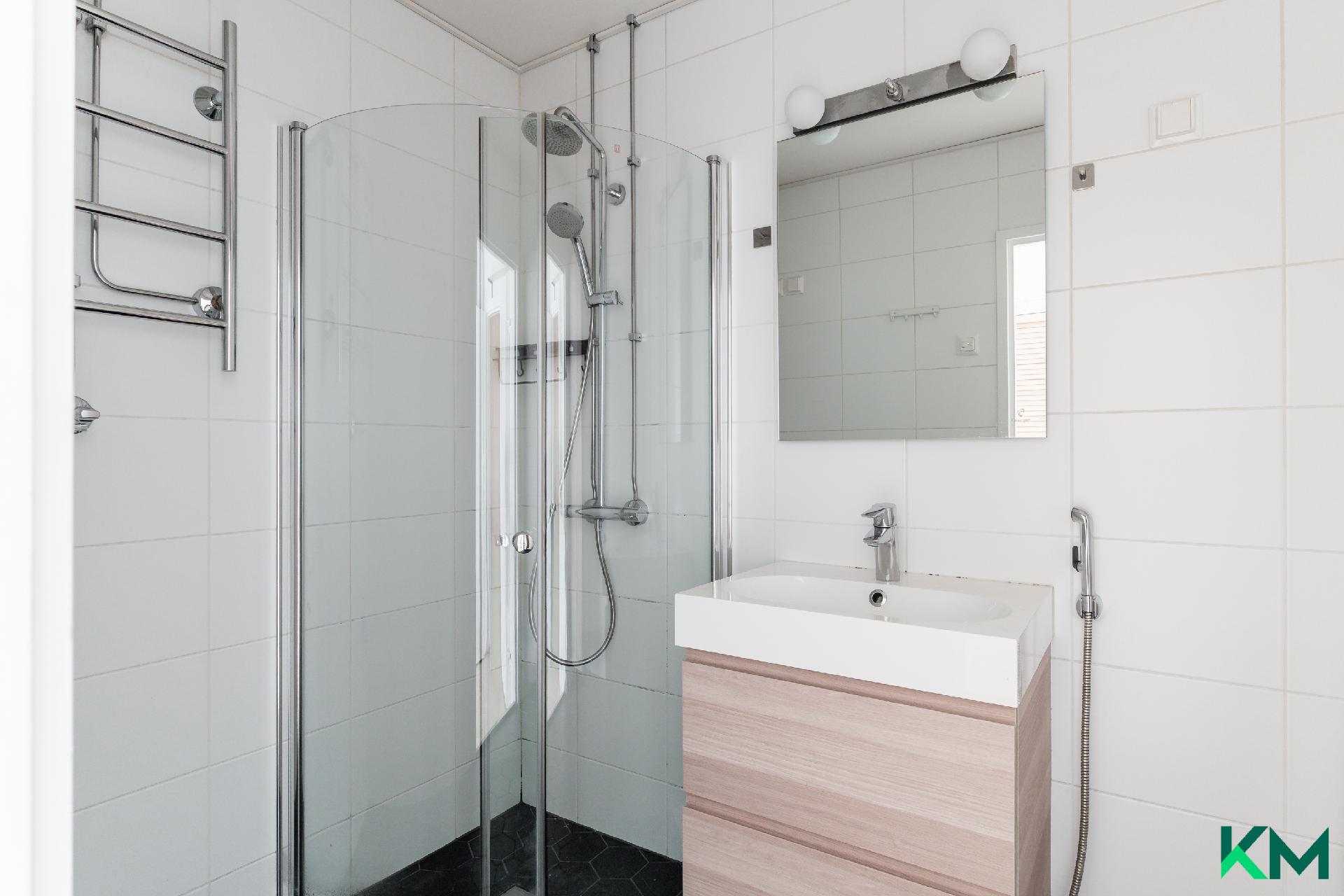 Uotinmäentie 11, Mellunmäki, Helsinki