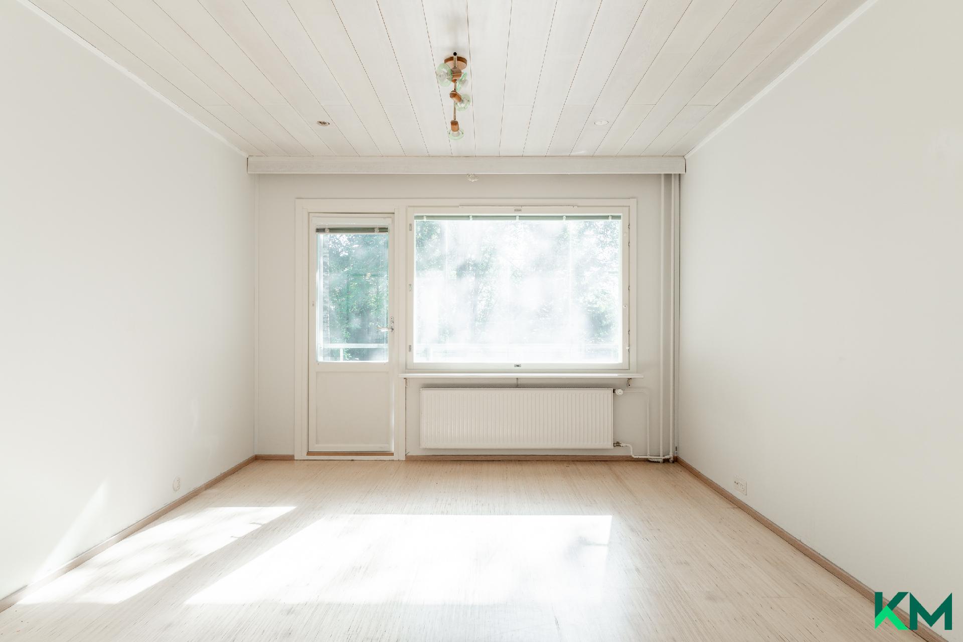 Uotinmäentie 11, Mellunmäki, Helsinki