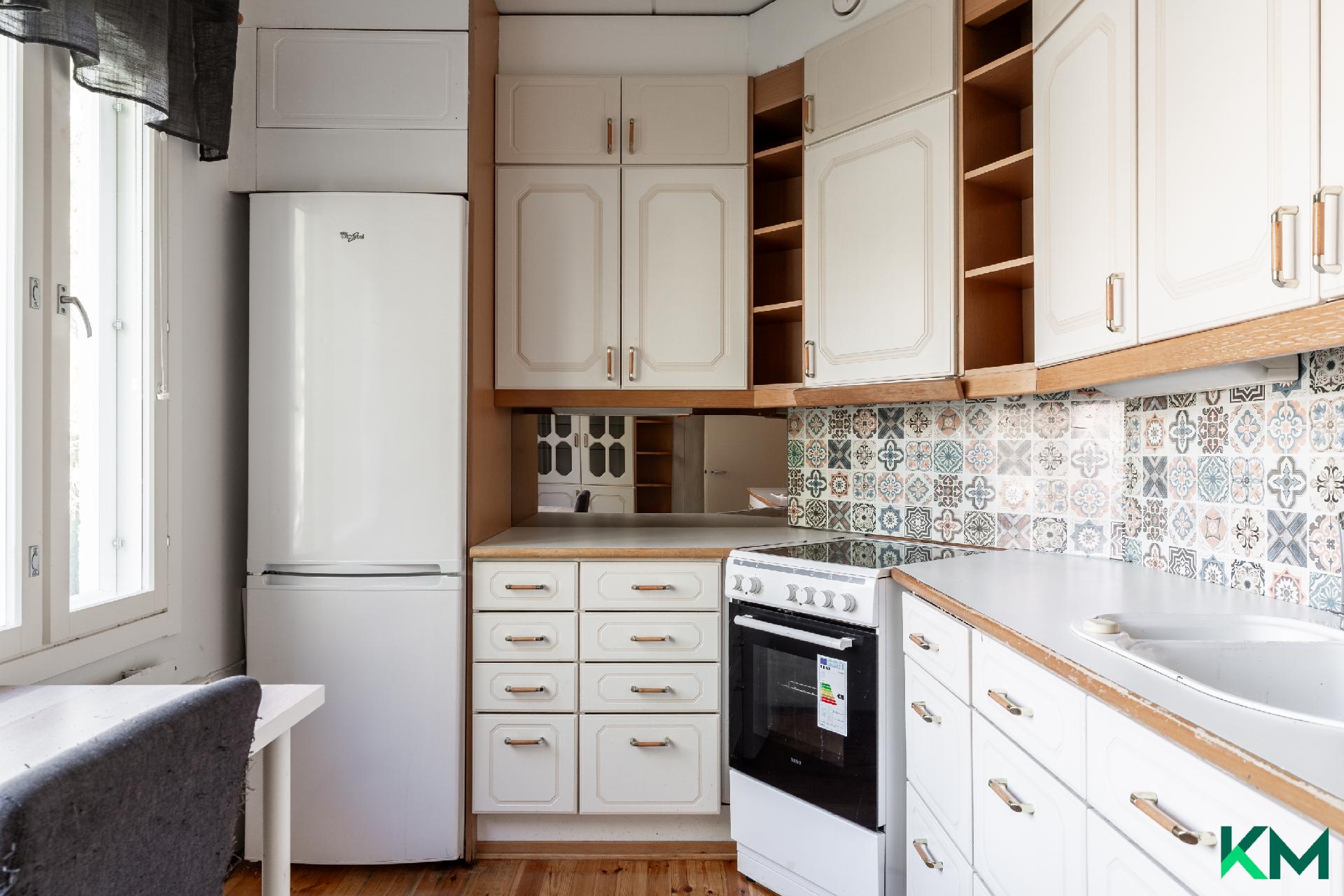 Uotinmäentie 11, Mellunmäki, Helsinki