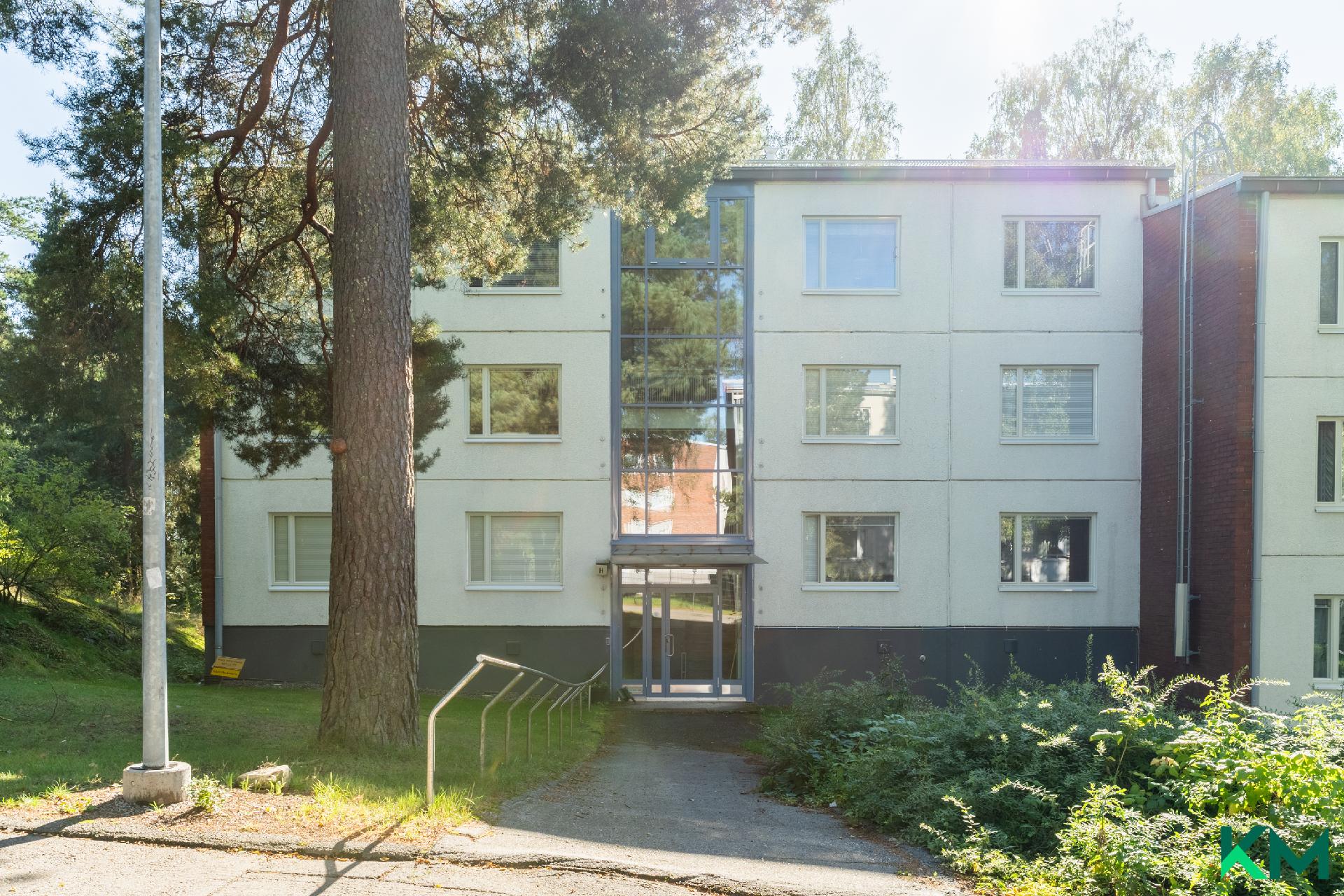 Uotinmäentie 11, Mellunmäki, Helsinki