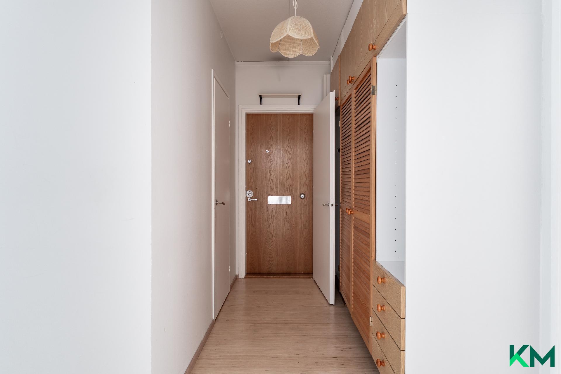 Uotinmäentie 11, Mellunmäki, Helsinki