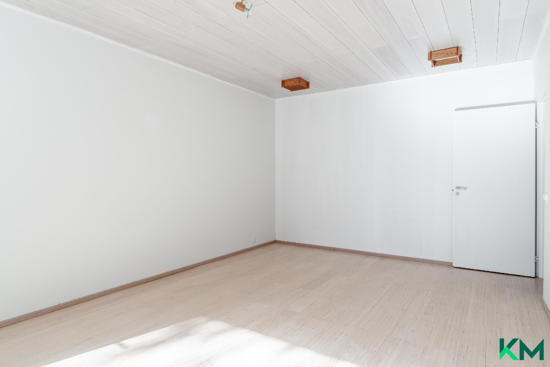 Uotinmäentie 11, Mellunmäki, Helsinki