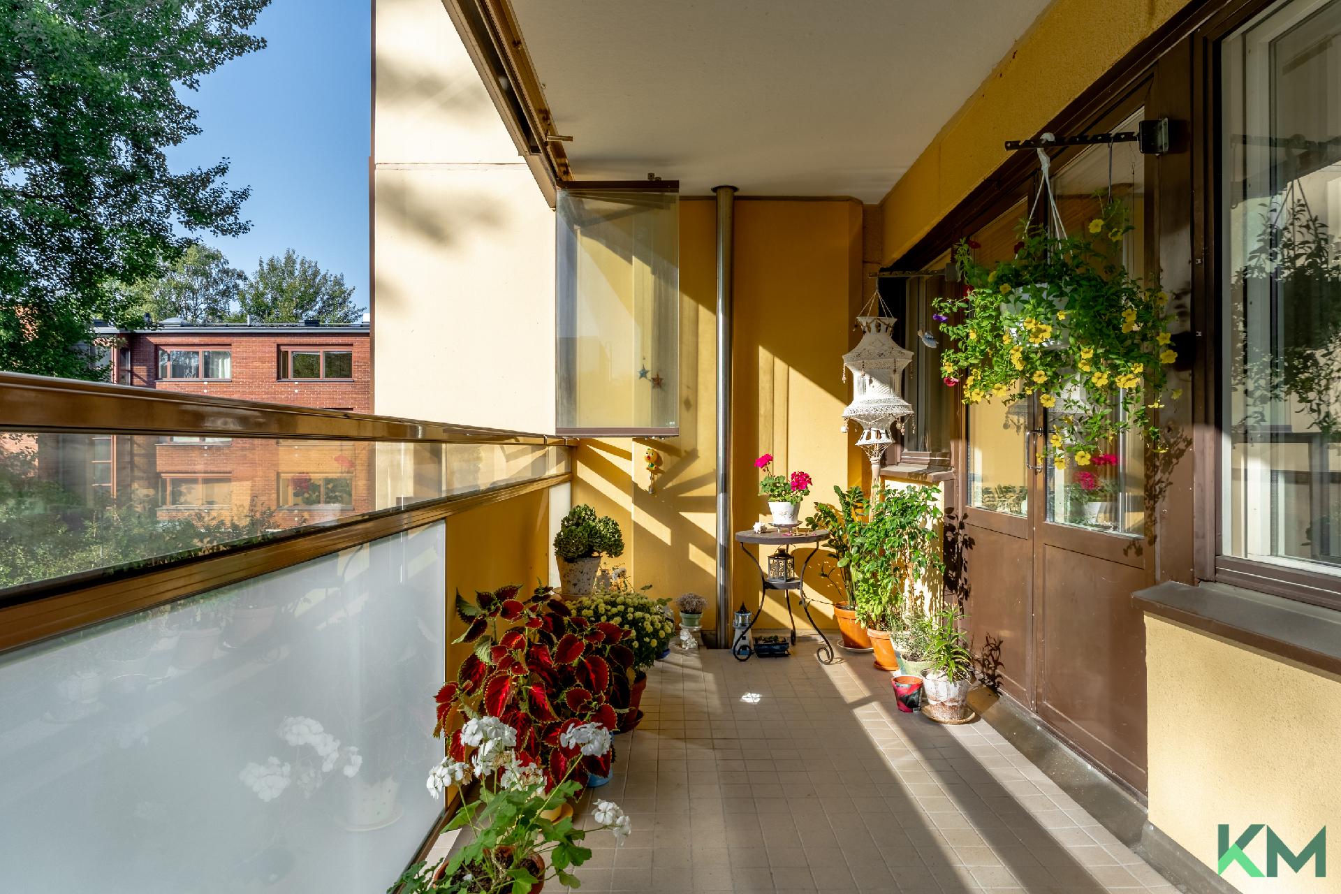 Neulapadontie 4, Myllypuro, Helsinki