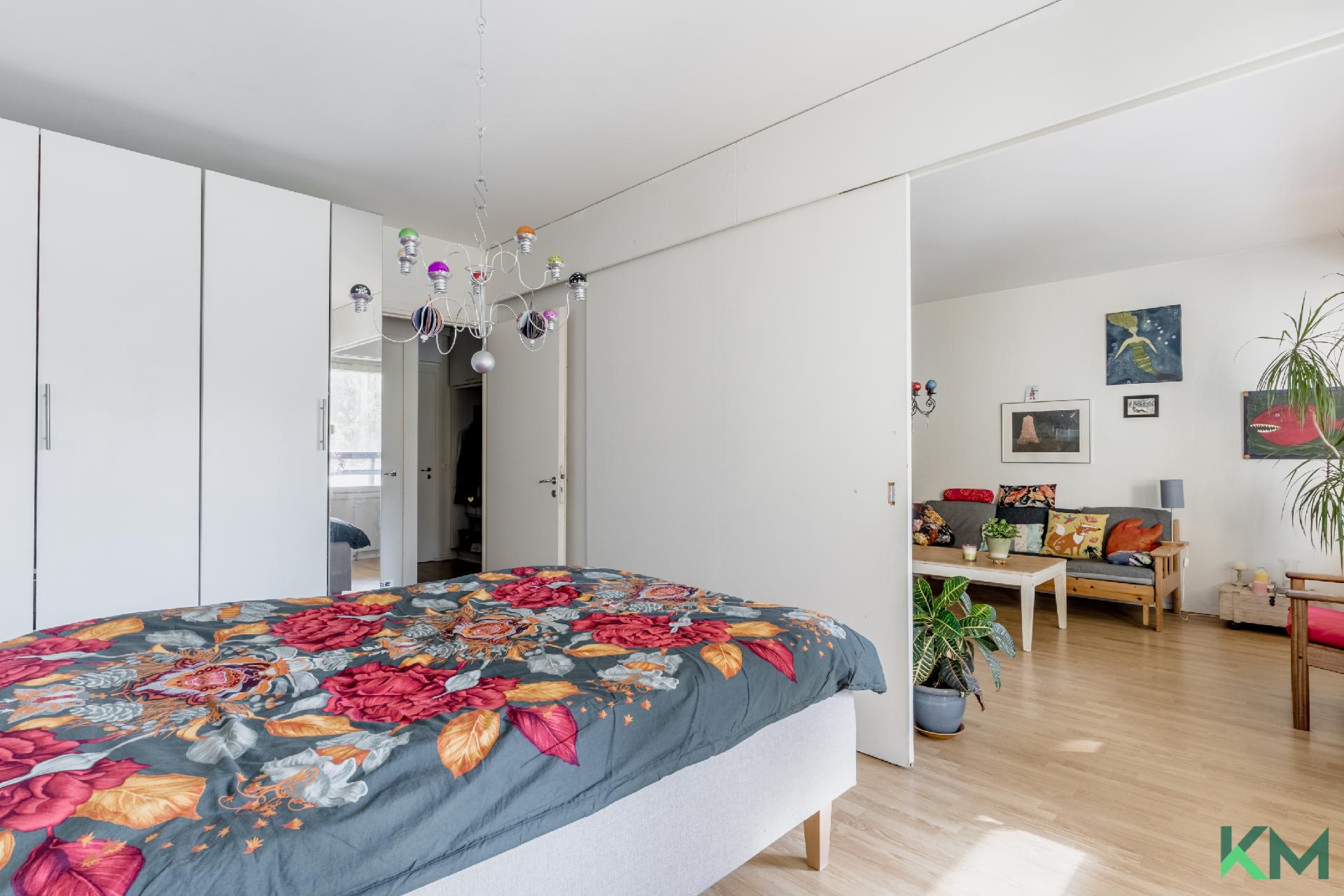 Neulapadontie 4, Myllypuro, Helsinki