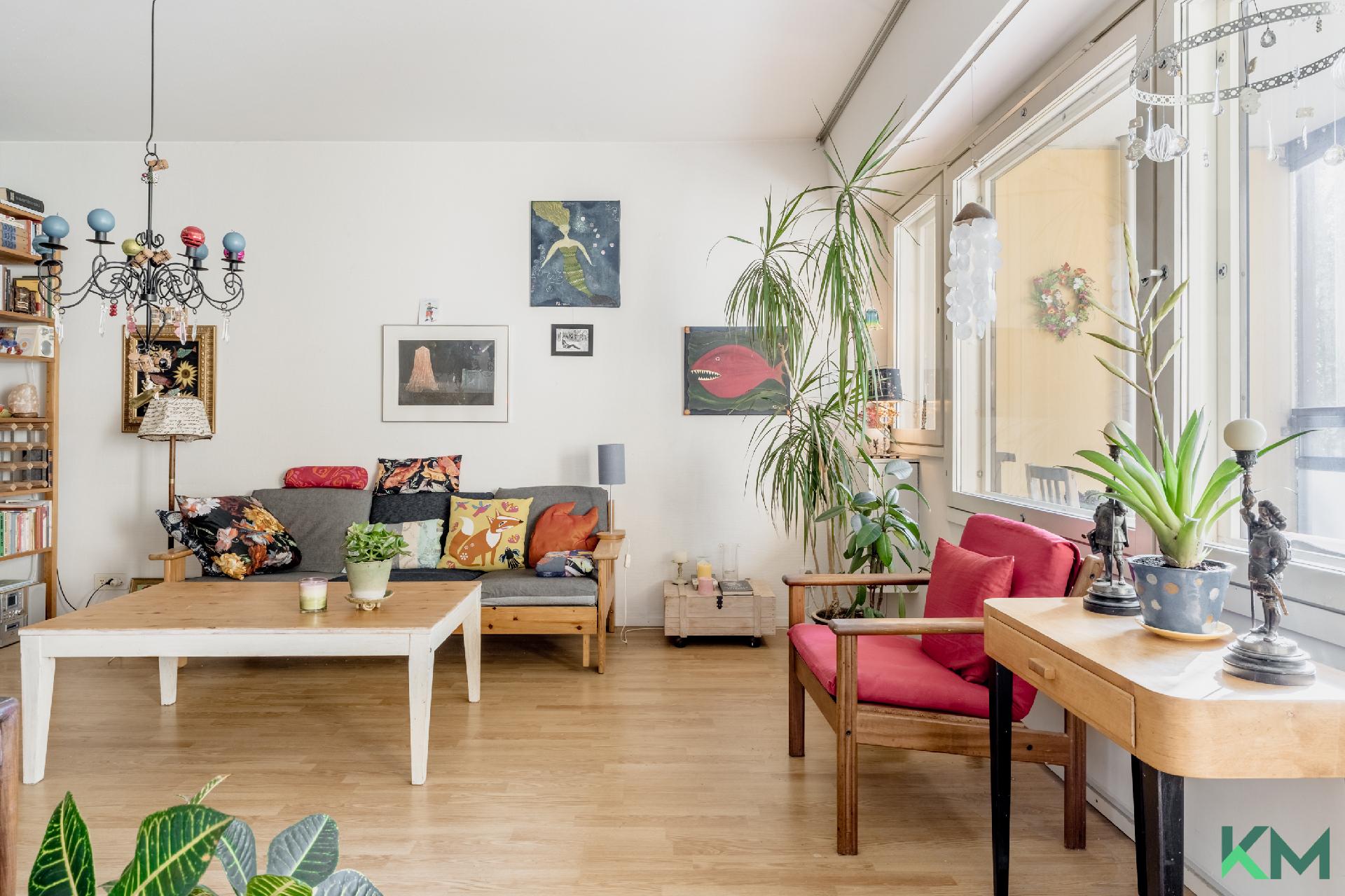 Neulapadontie 4, Myllypuro, Helsinki