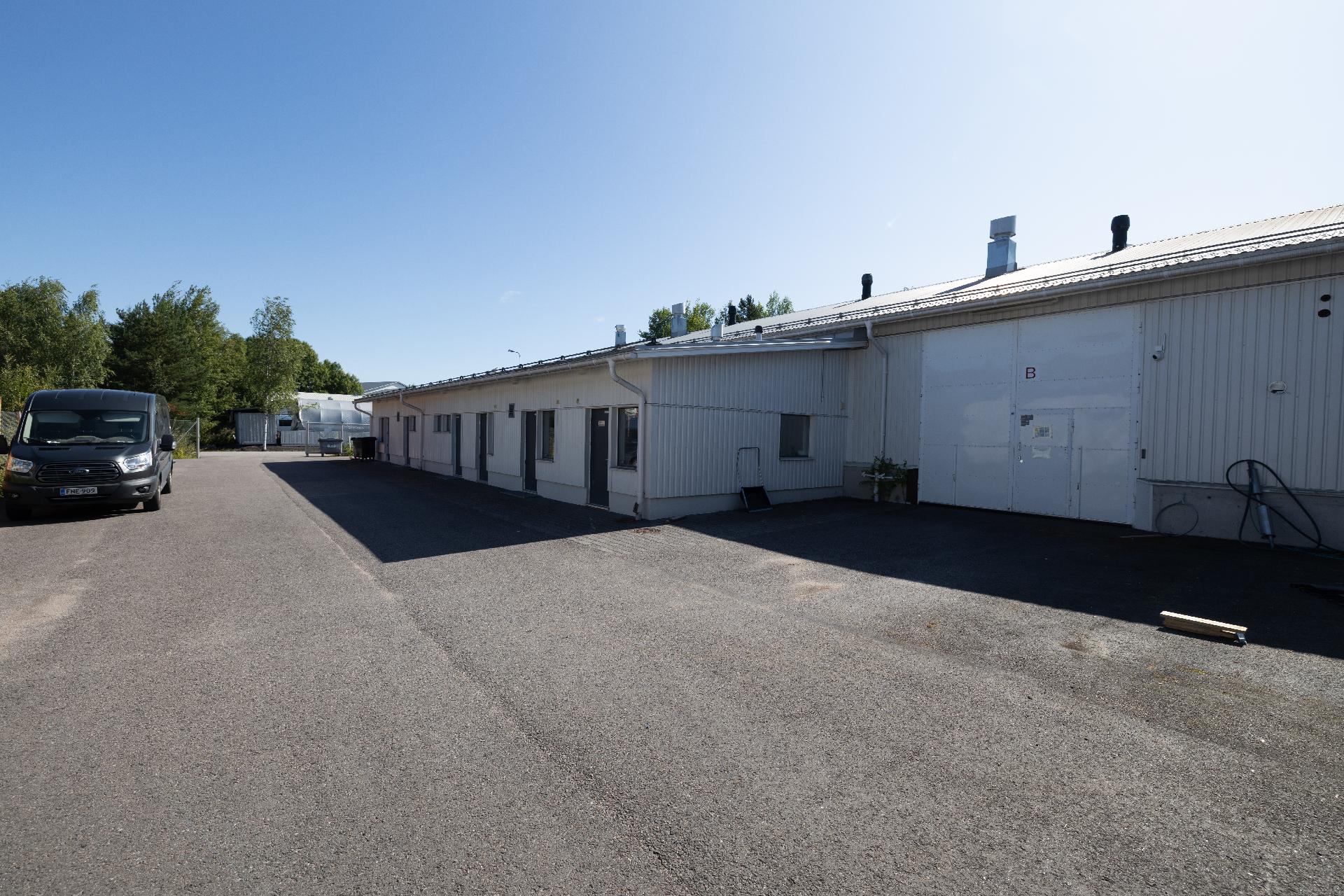 Ahertajankuja 4, Järvenpää