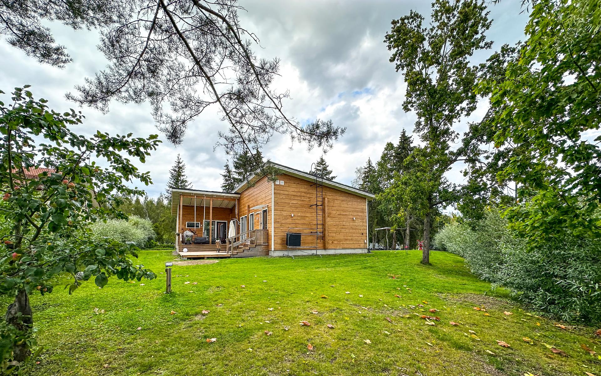 Vuohennokantie 6, Lahela, Tuusula