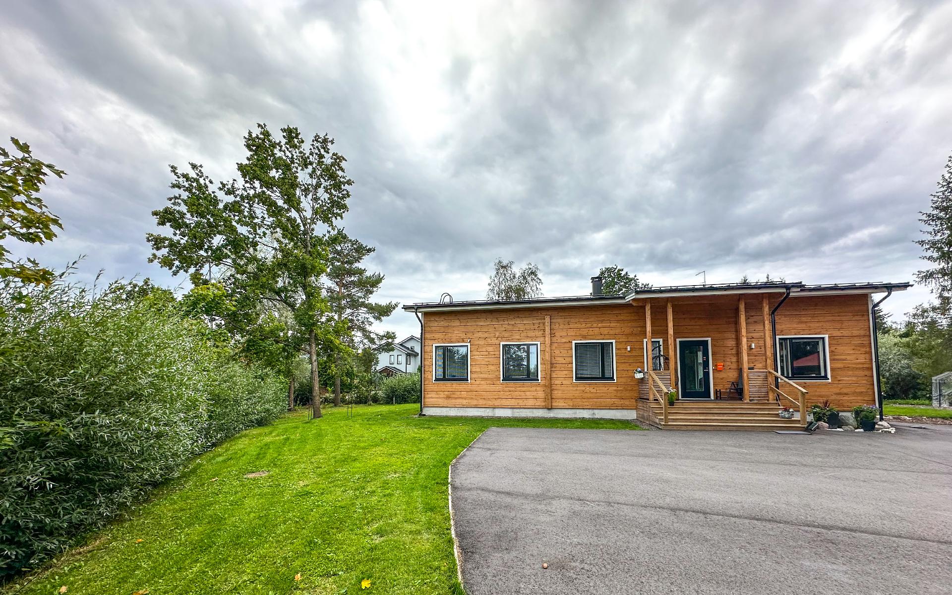 Vuohennokantie 6, Lahela, Tuusula