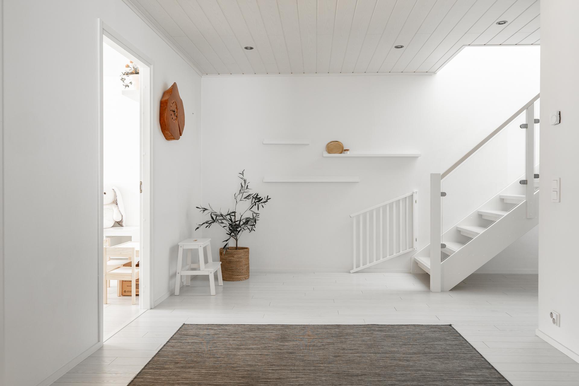 Juoksukuja 3, Kivikkokangas, Oulu