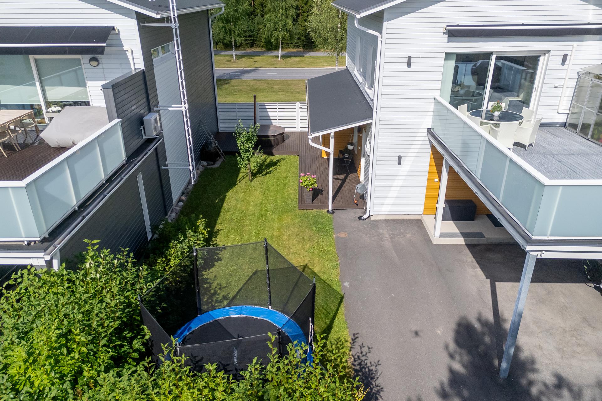 Juoksukuja 3, Kivikkokangas, Oulu