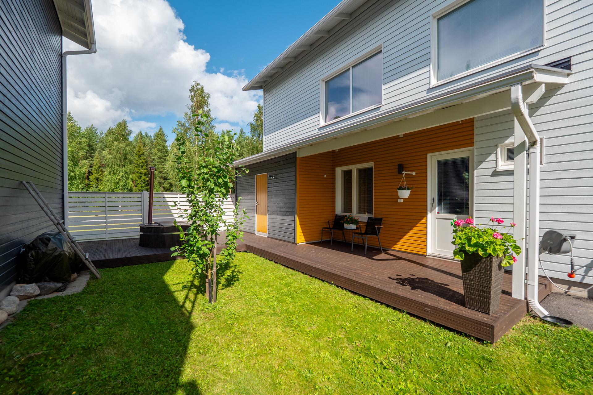 Juoksukuja 3, Kivikkokangas, Oulu