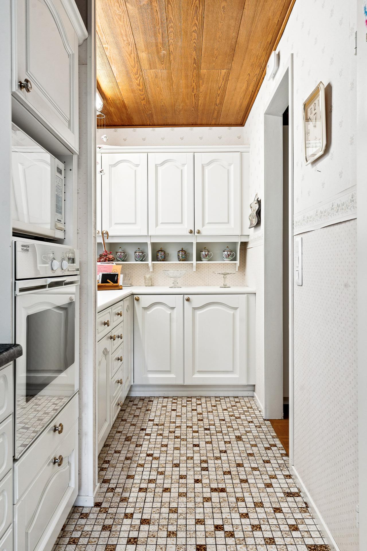 Näkymä apukeittiöön