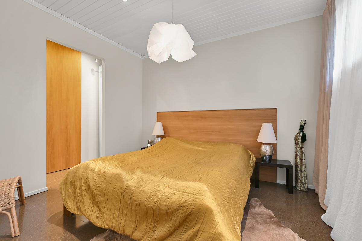 Makuuhuone 3 omalla kylpyhuoneella