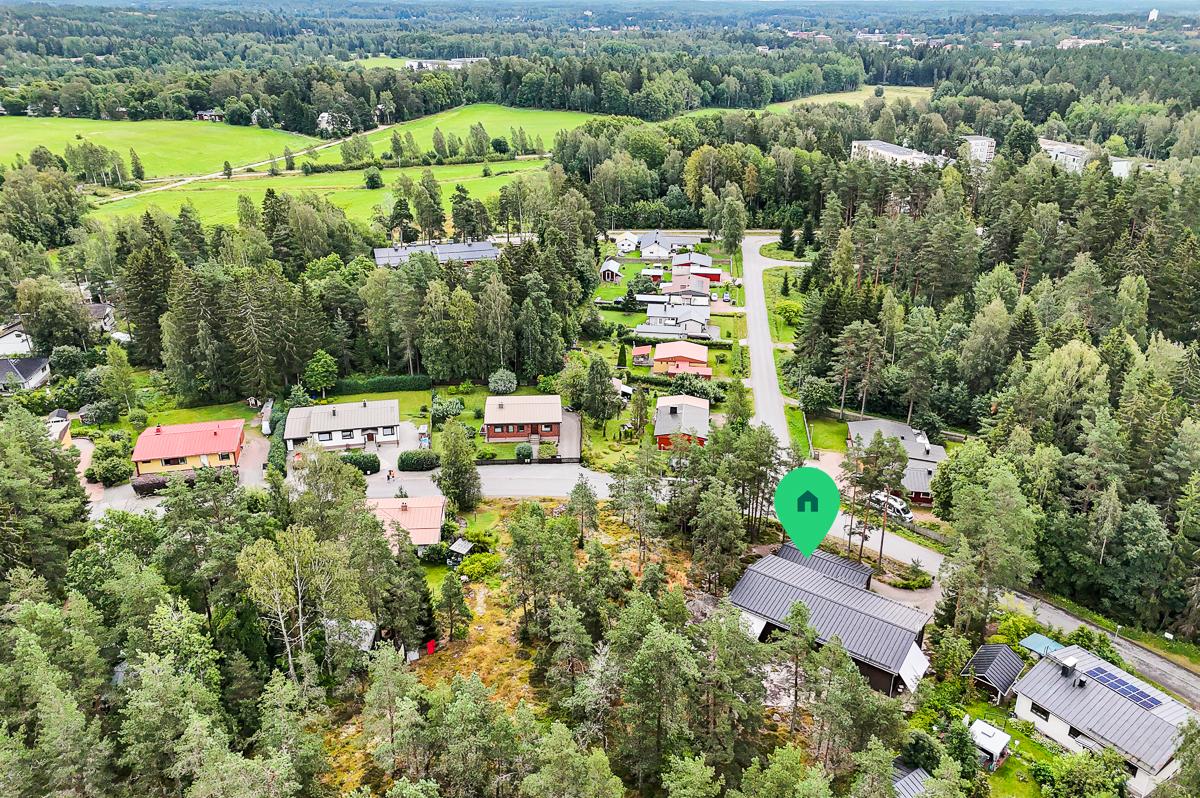 Billnäsin Ruukki-alue kävelyetäisyydellä!