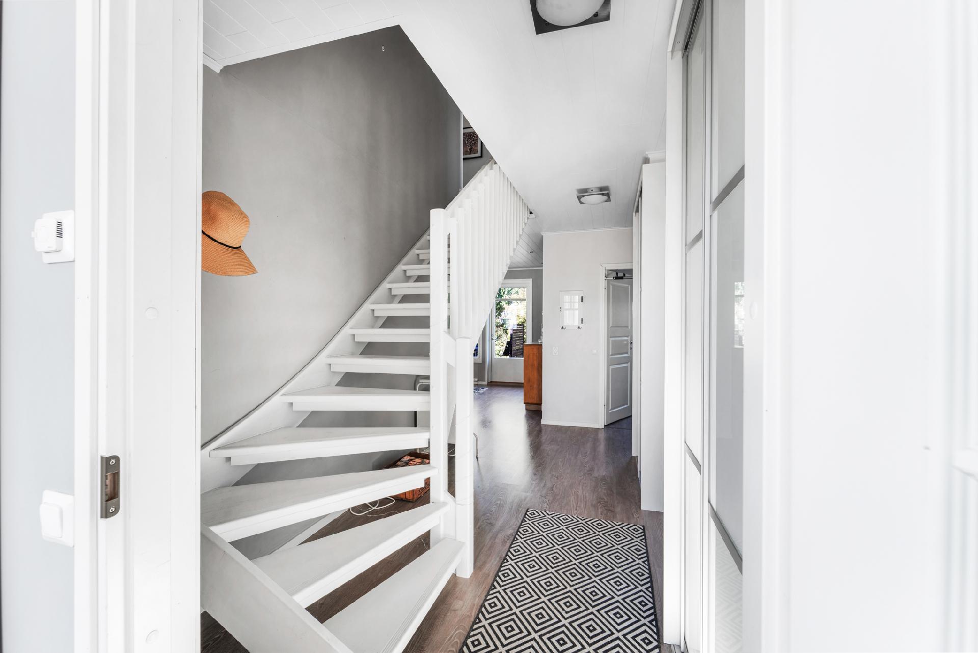 Harakankellontie 13, Rantakylä, Joensuu