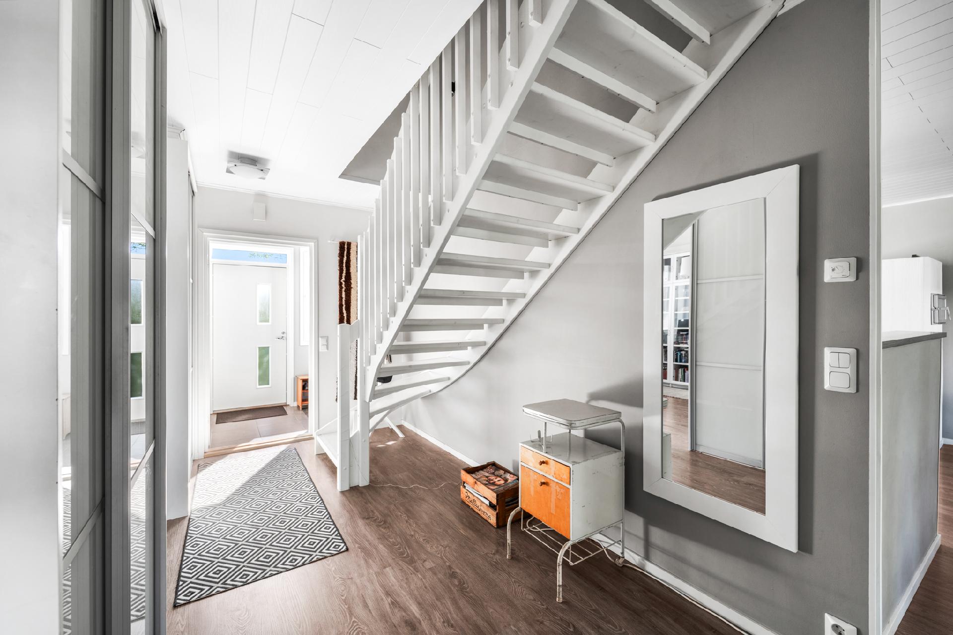 Harakankellontie 13, Rantakylä, Joensuu