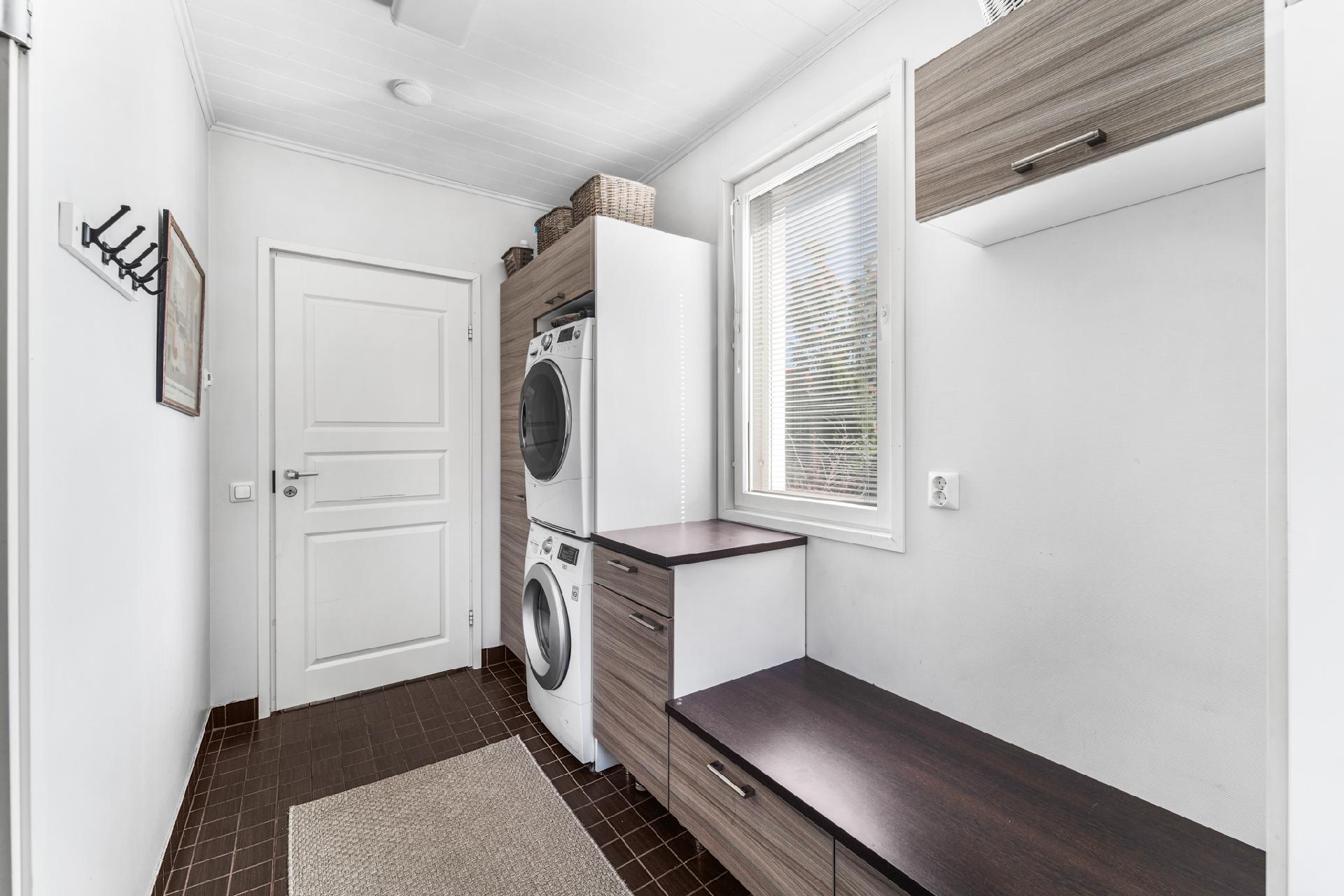 Harakankellontie 13, Rantakylä, Joensuu