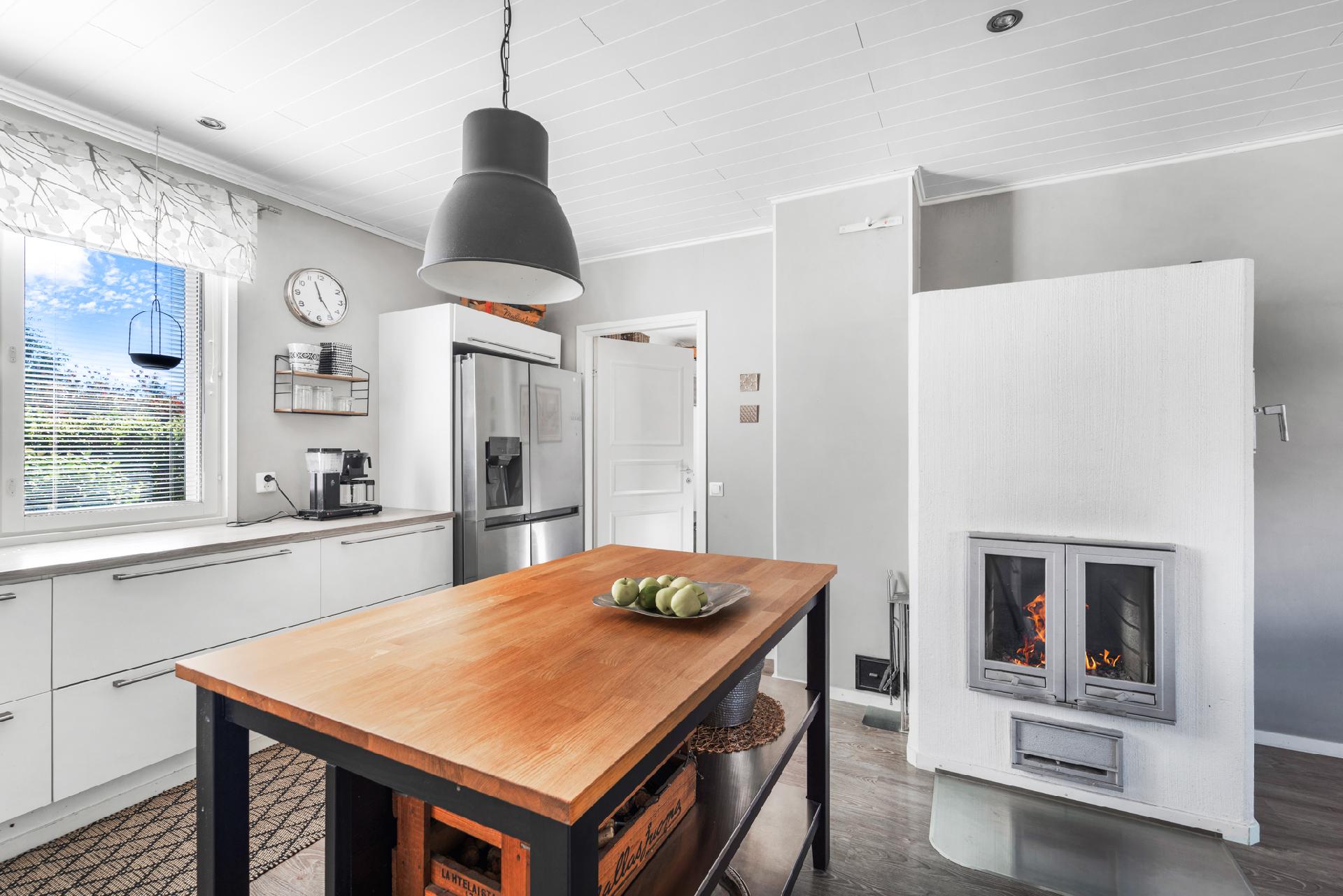 Harakankellontie 13, Rantakylä, Joensuu