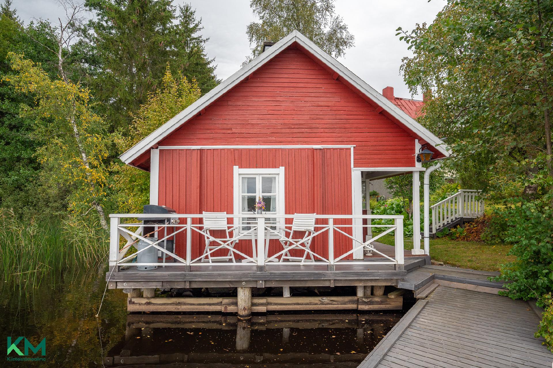 Lepolankuja 10, Tapiala, Kuhmoinen