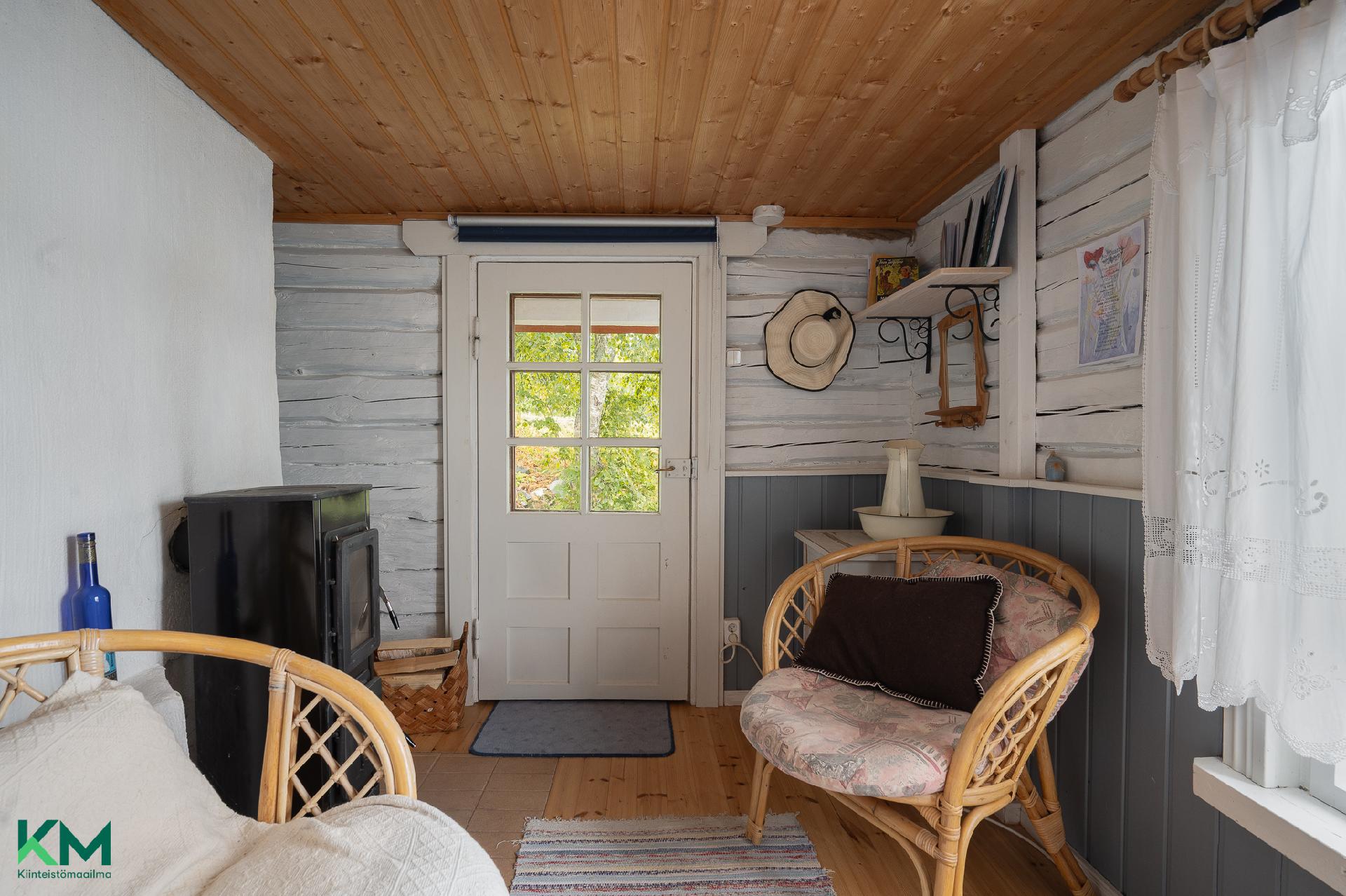 Lepolankuja 10, Tapiala, Kuhmoinen